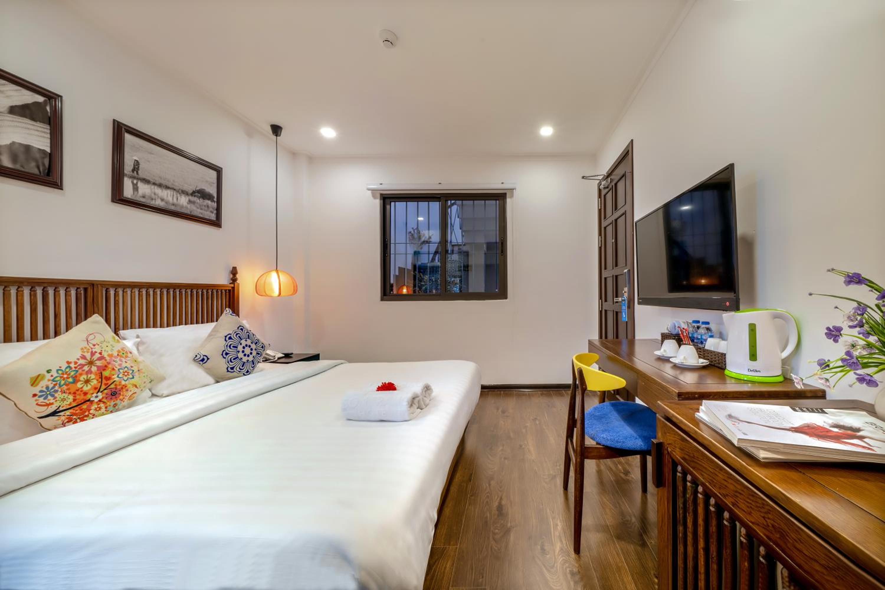 Deluxe Queen Room - Photo 3