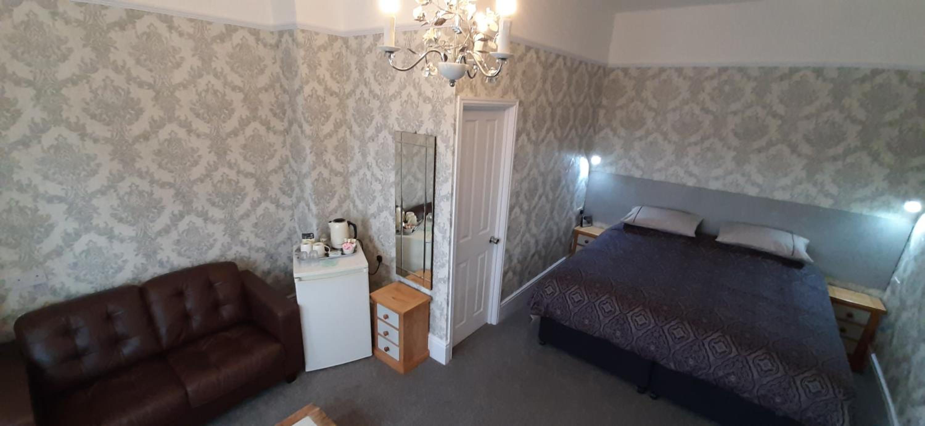 Superior Double or Twin Room photo 2