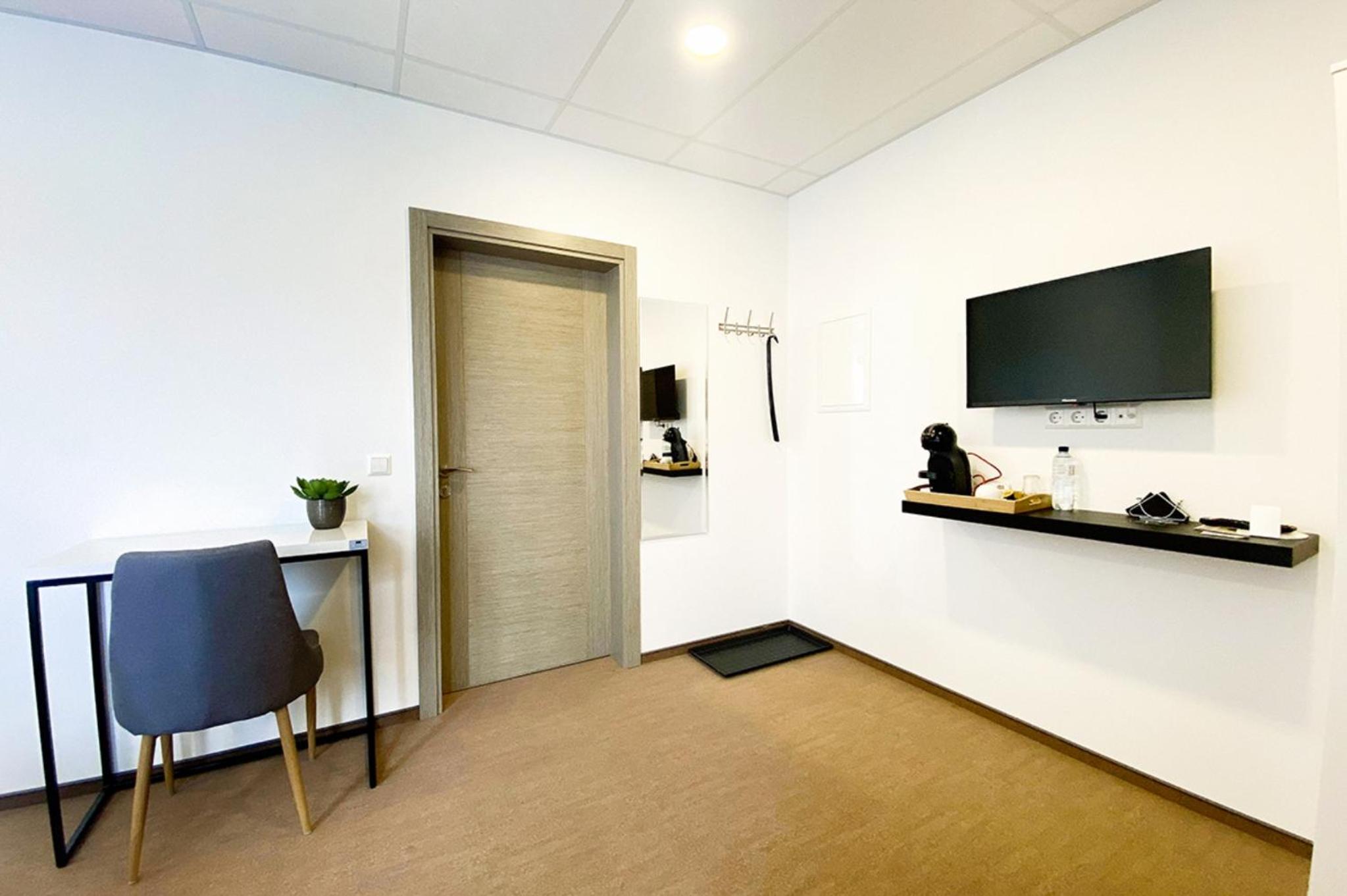 Double Room - Photo 1