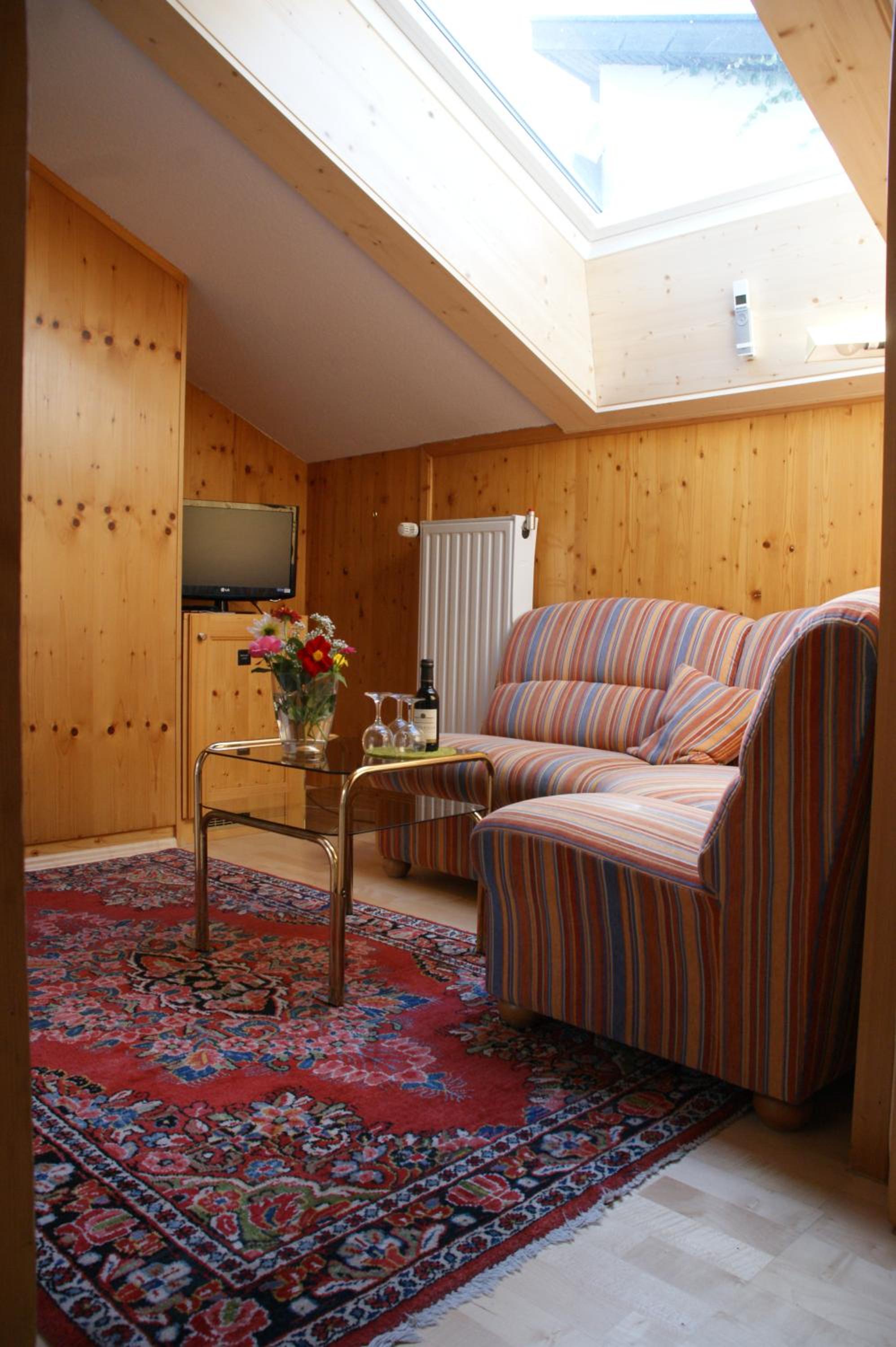 Double Room - Photo 18