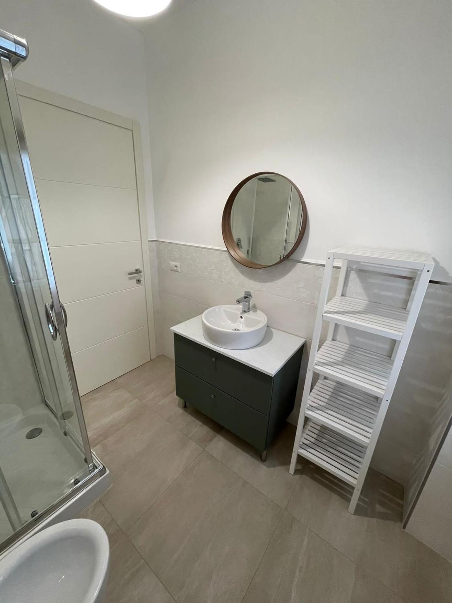 Double Room with Private Bathroom - Photo 4