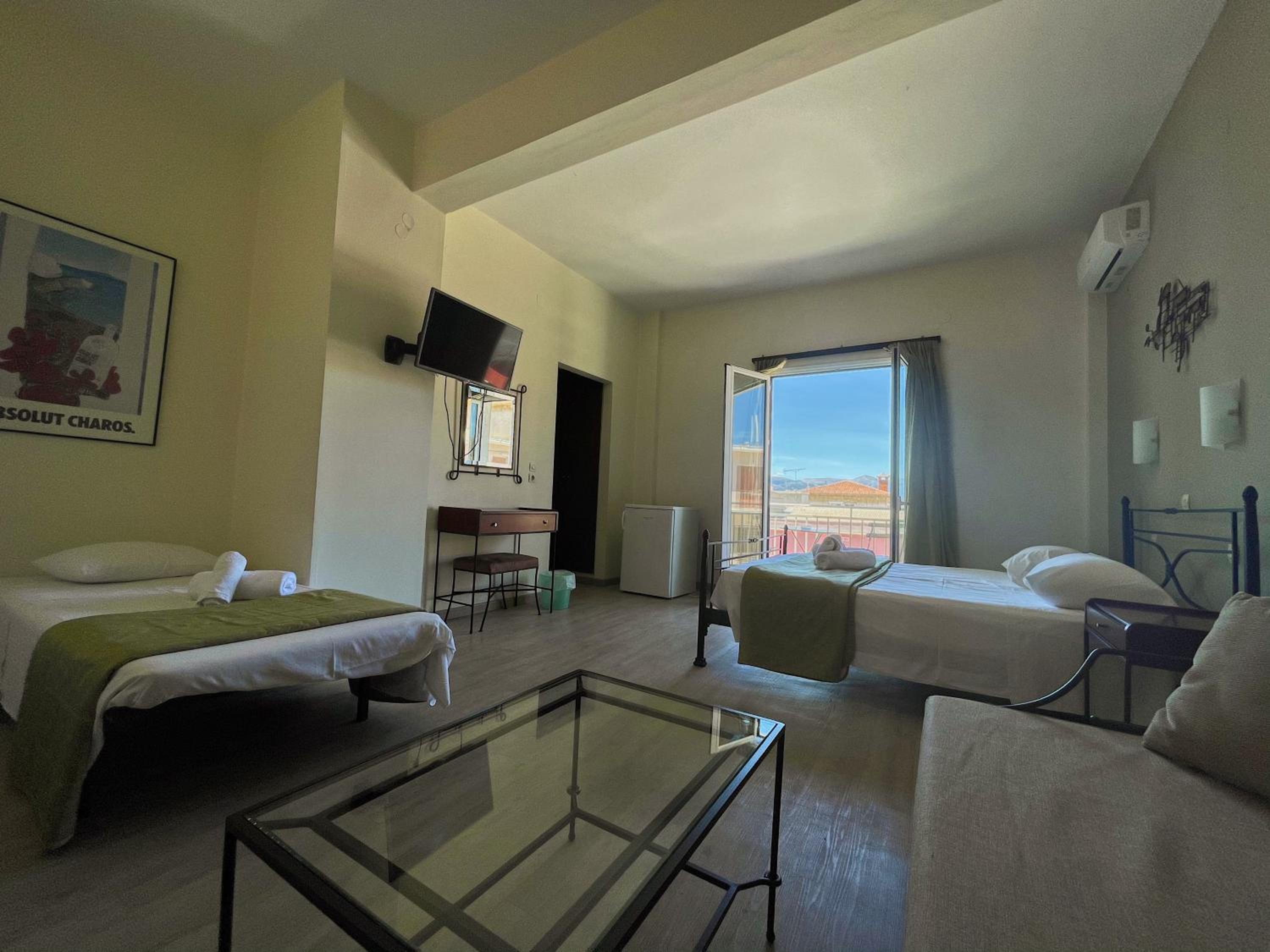 Triple Room - Photo 10