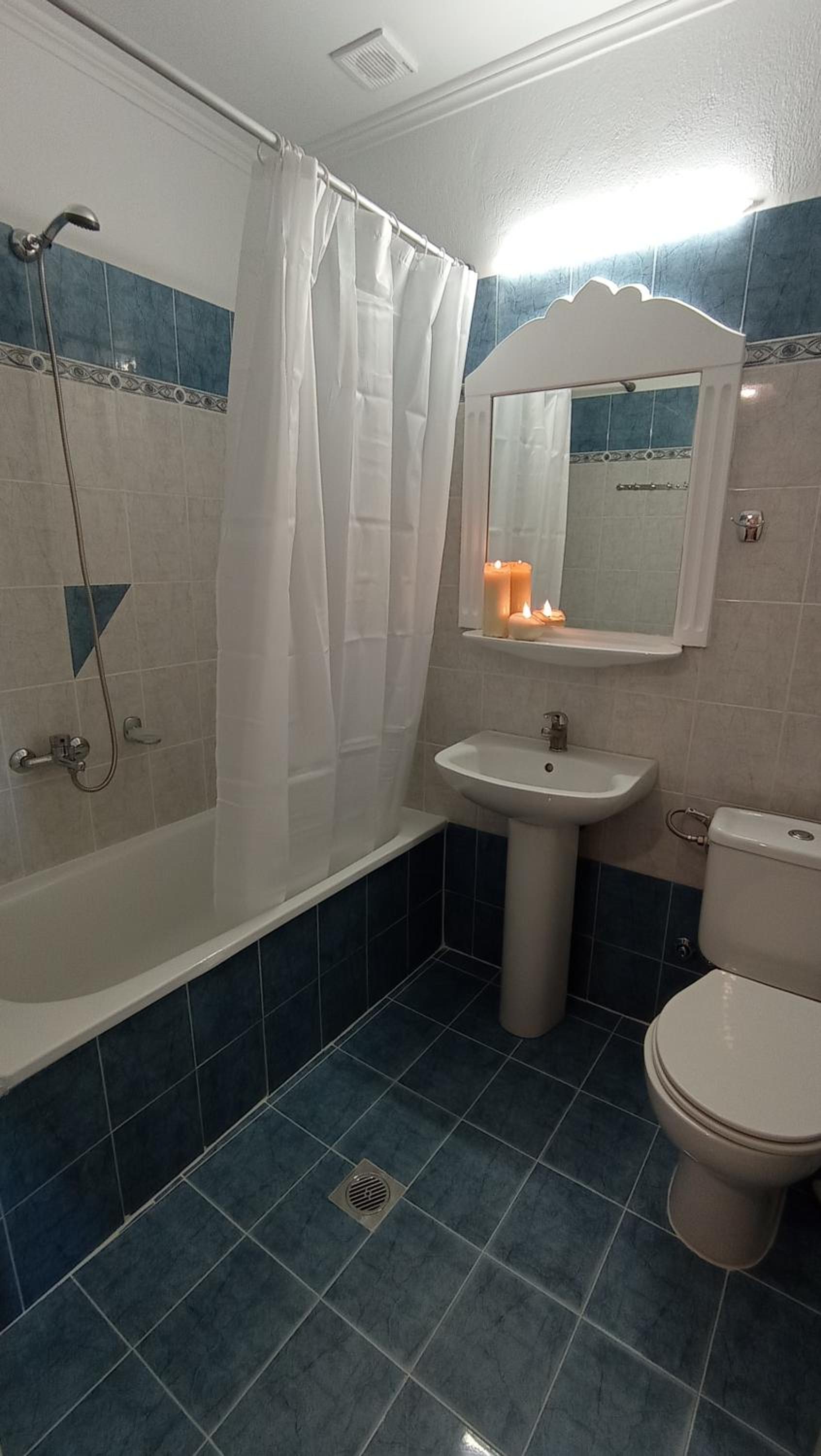 Quadruple Room with Balcony photo 2