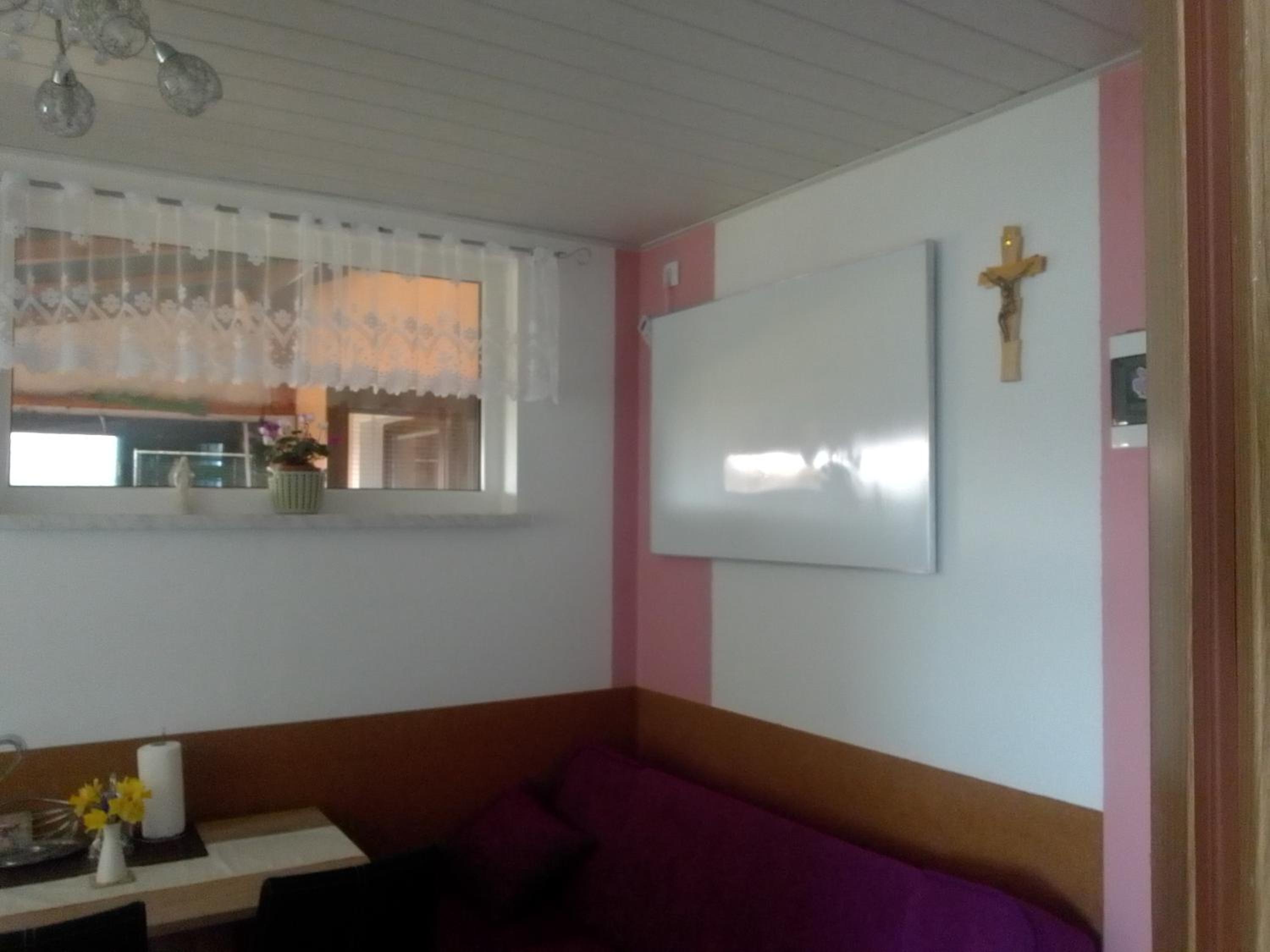 One-Bedroom Apartment - Photo 10
