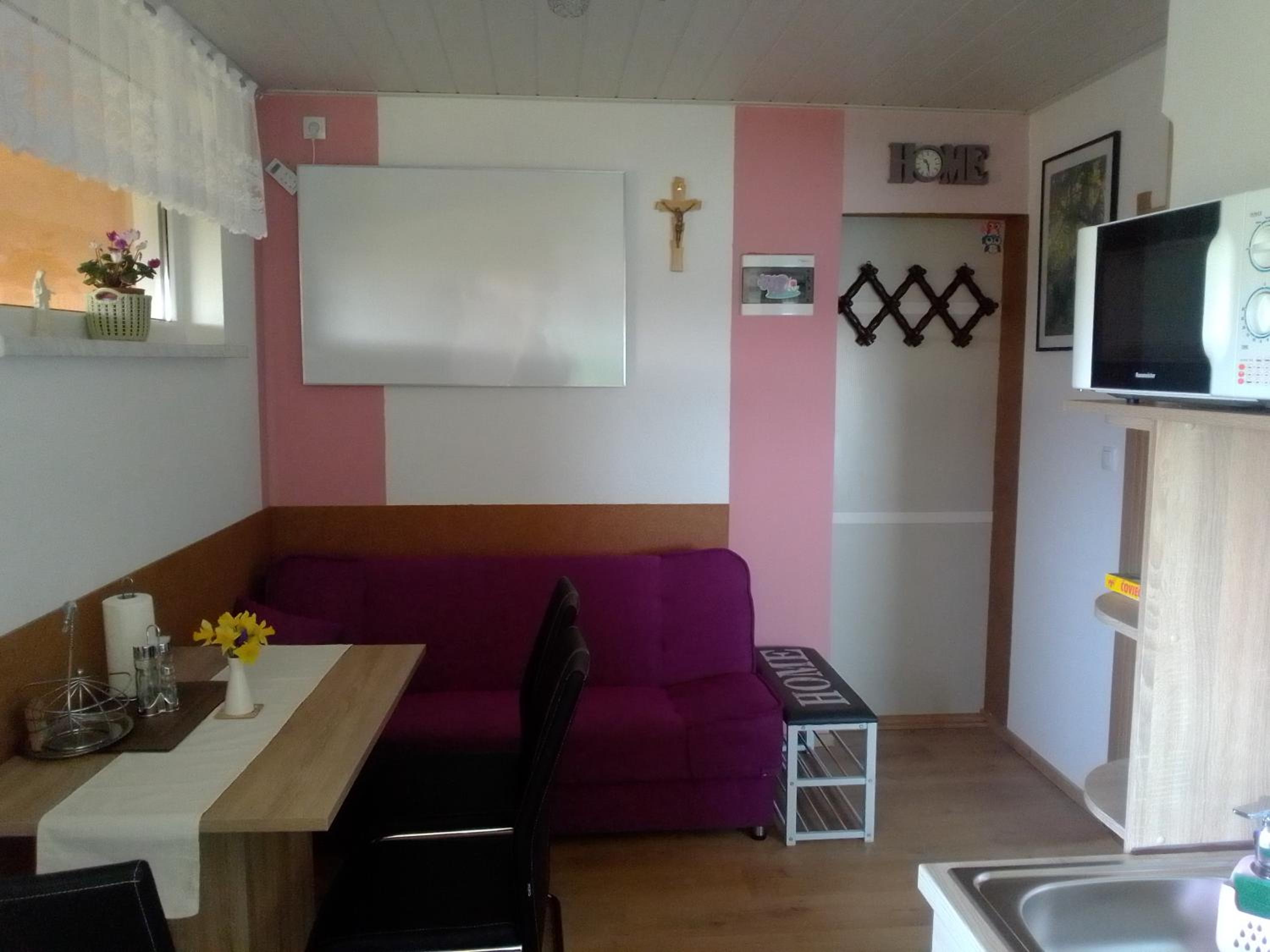 One-Bedroom Apartment - Photo 47
