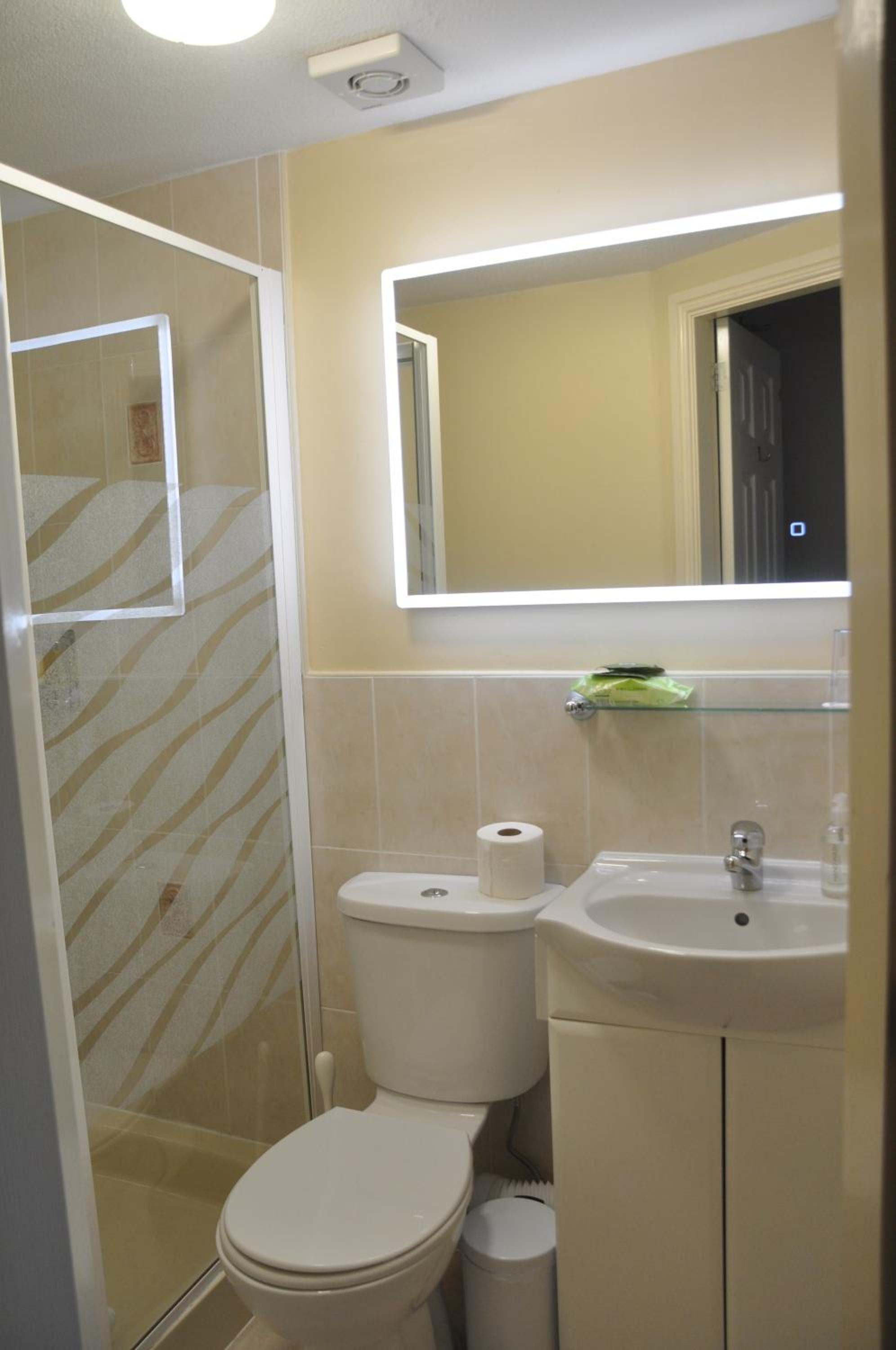 Single Room photo 3