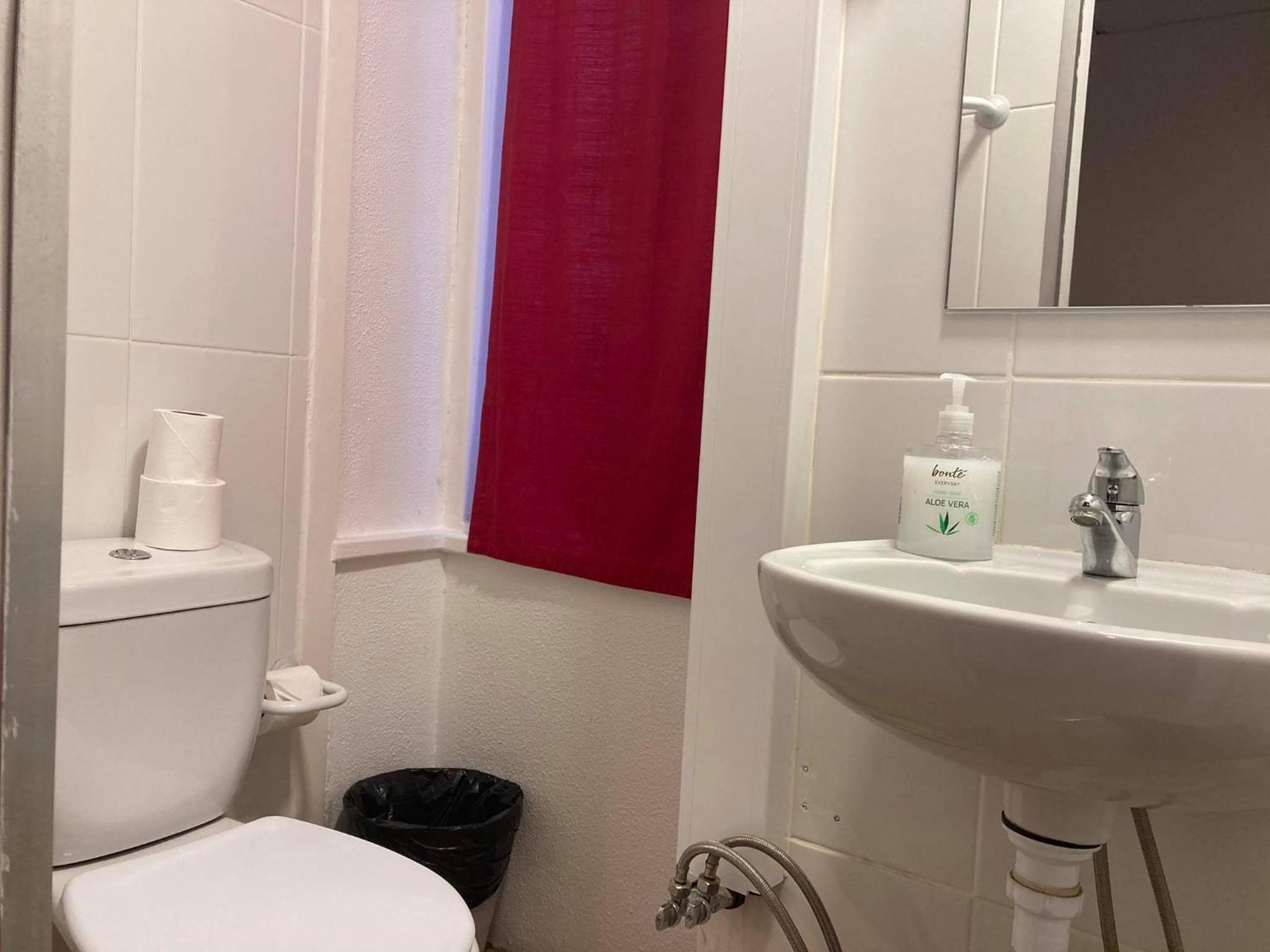 Triple Room - Photo 19