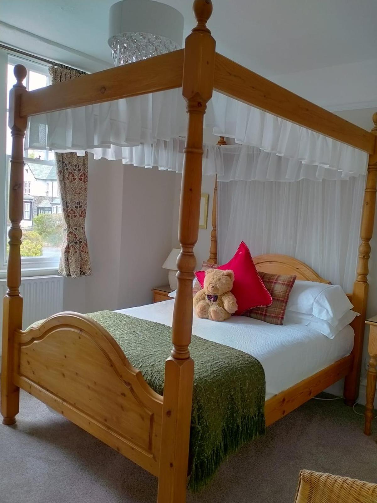 Double Room with Four Poster Bed - 3 photo 1