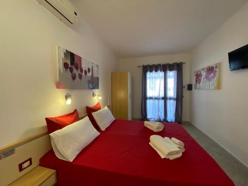 Double or Twin Room with Private Bathroom photo 2