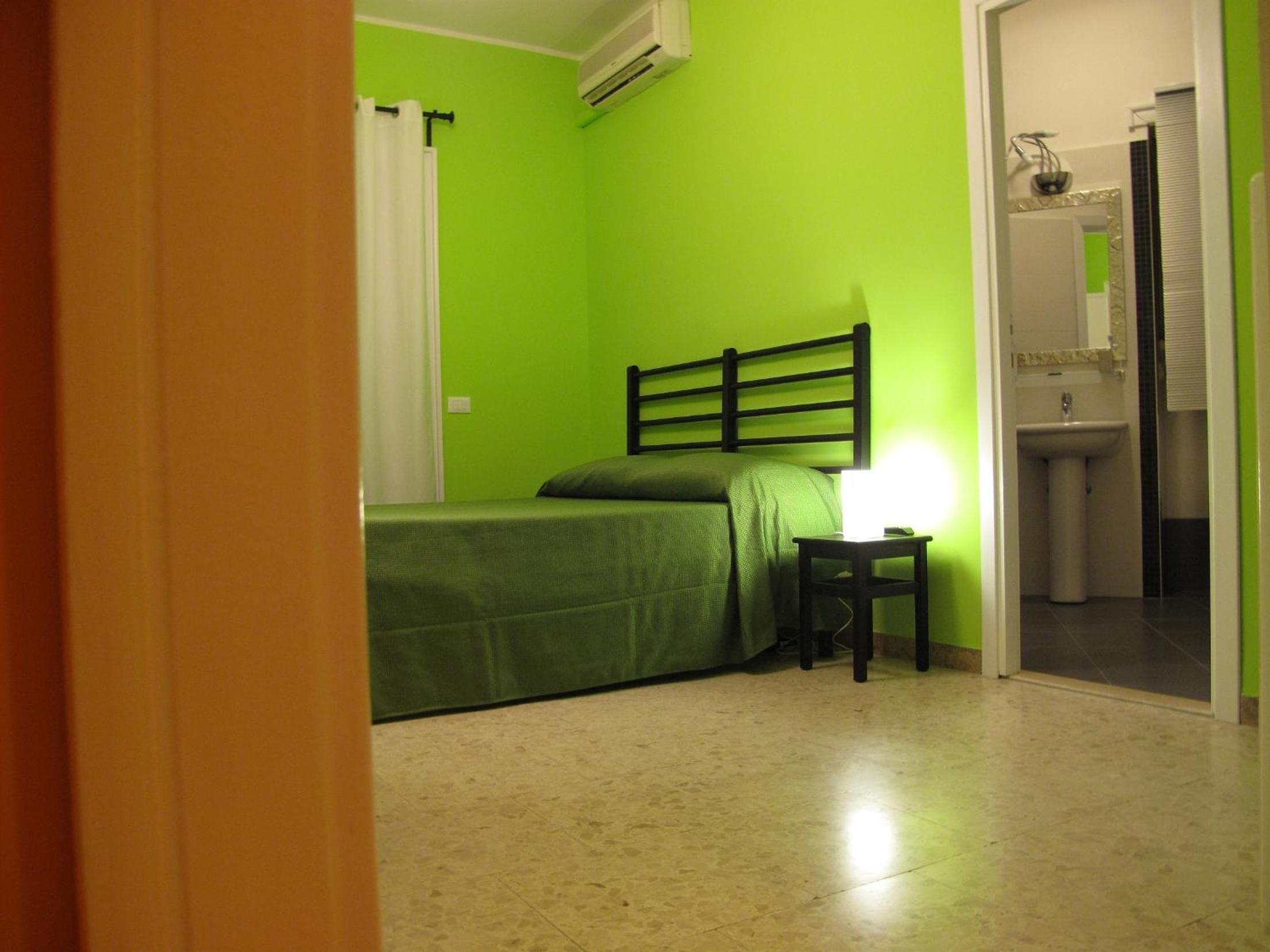Double Room with Balcony photo 2
