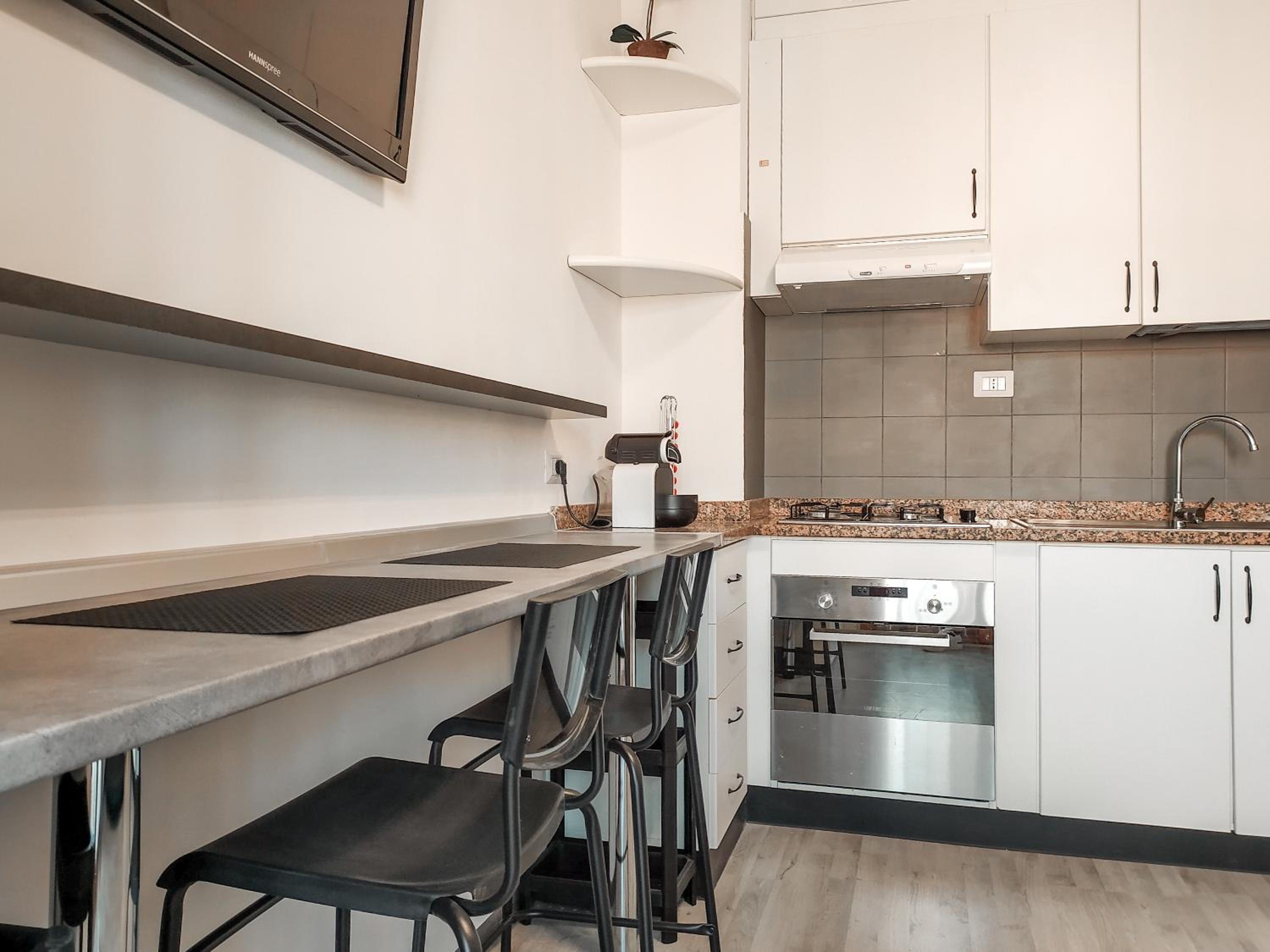 One-Bedroom Apartment - Photo 15