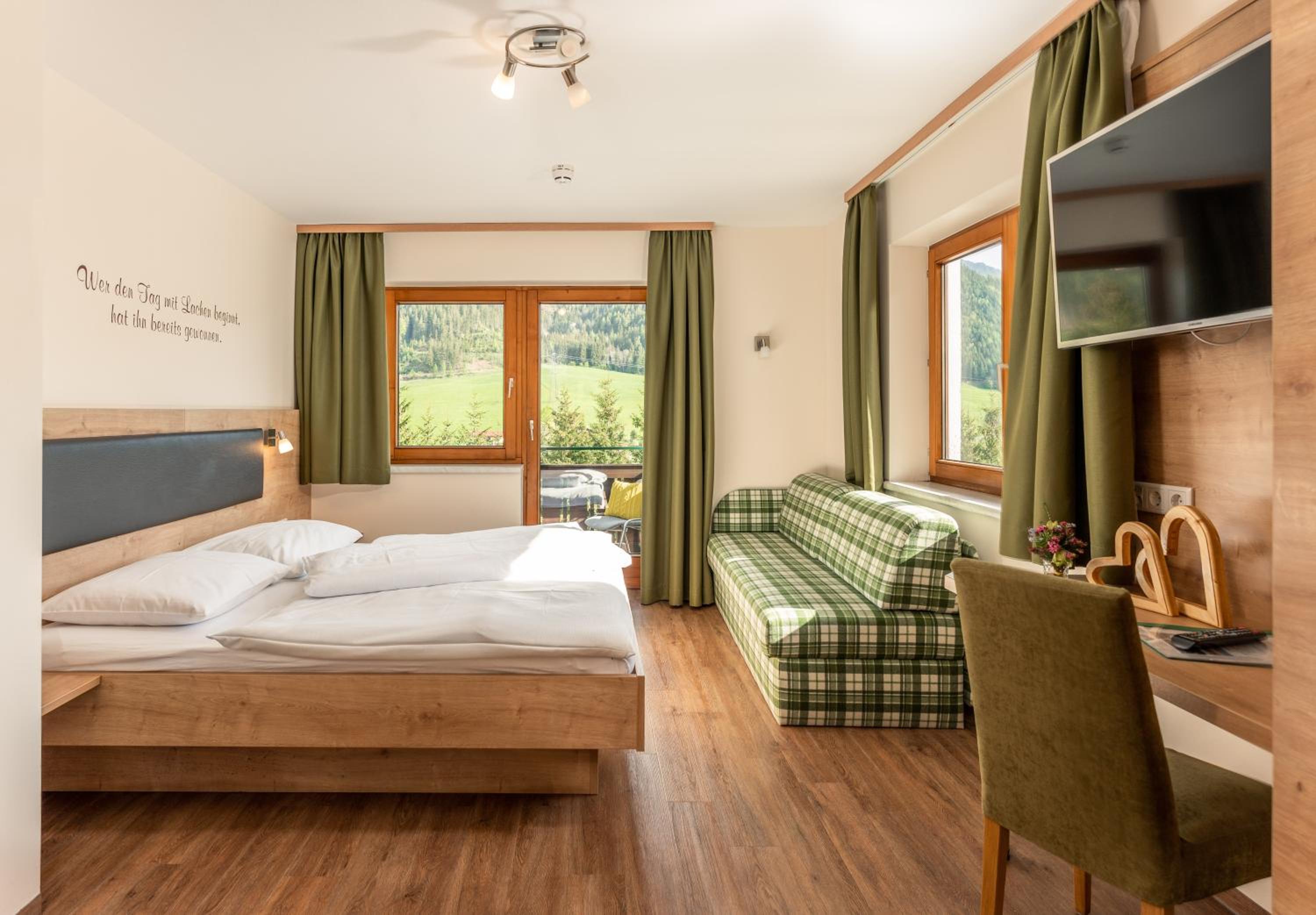 Double Room - Photo 5