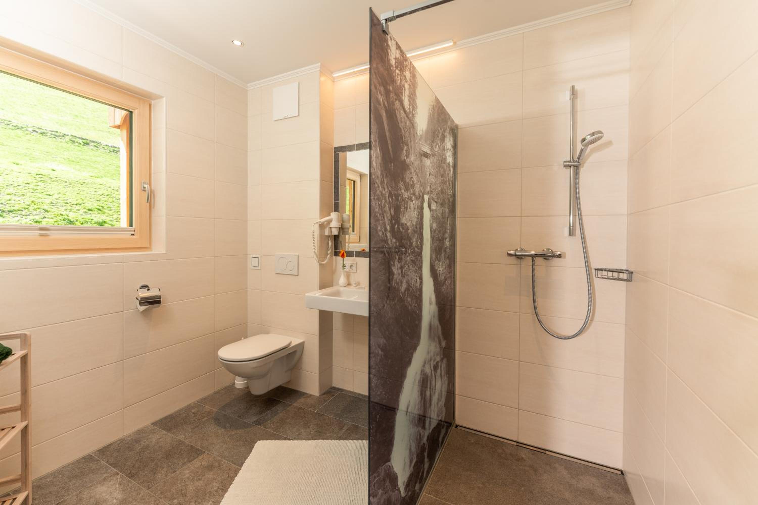 Double Room - Photo 7