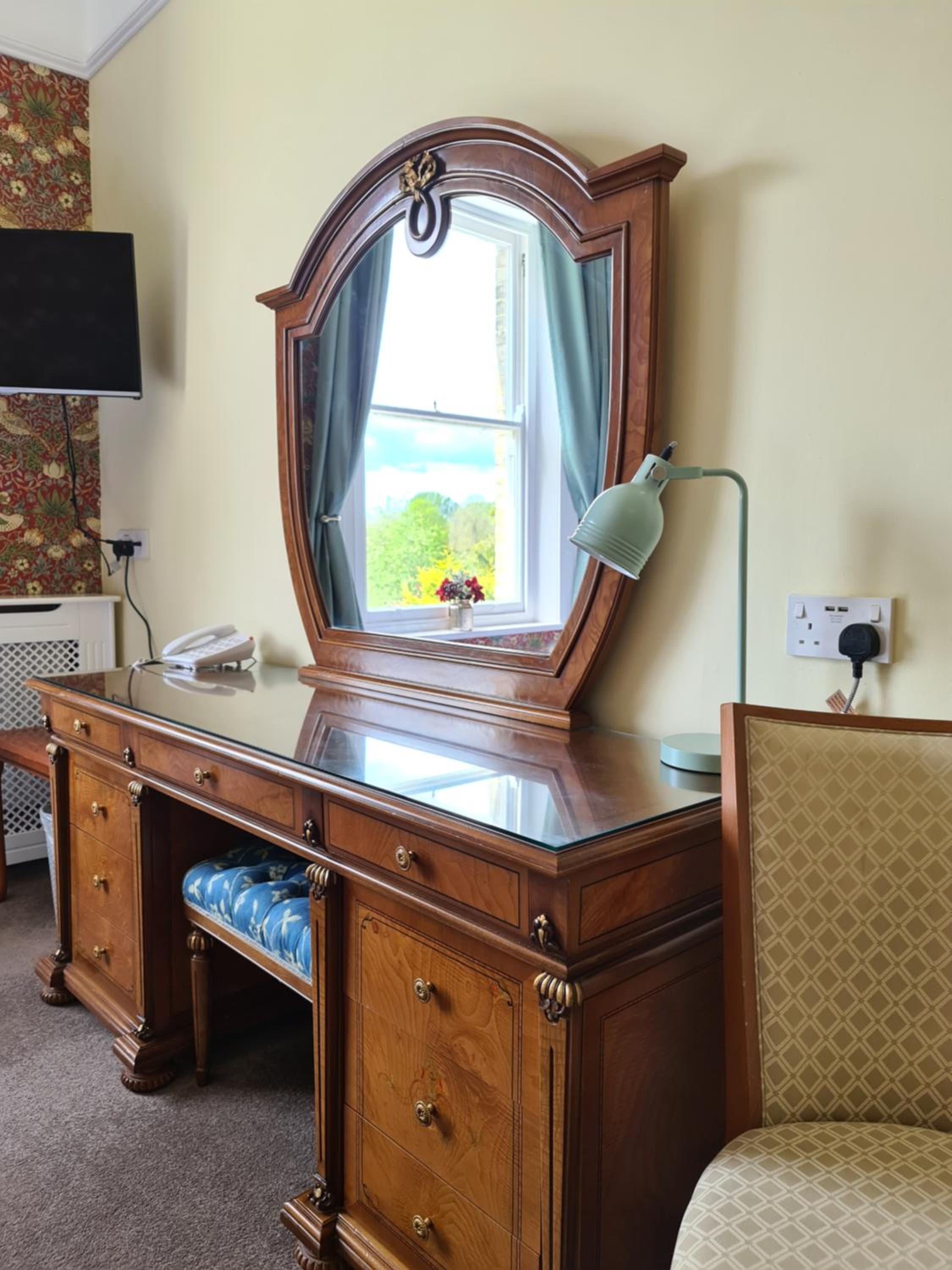 Family Room - Photo 9