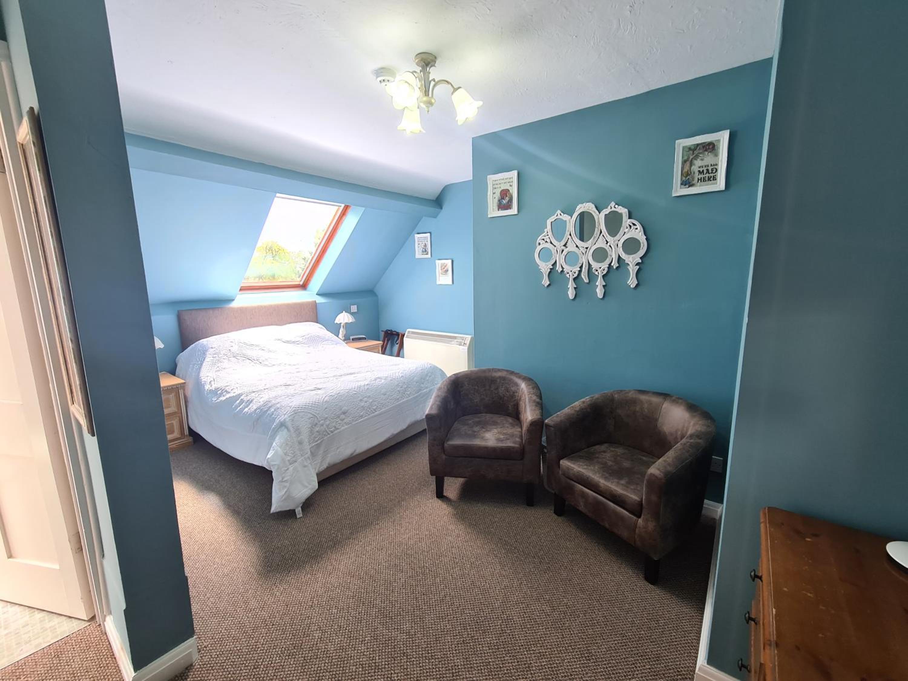 Double Room - Photo 3