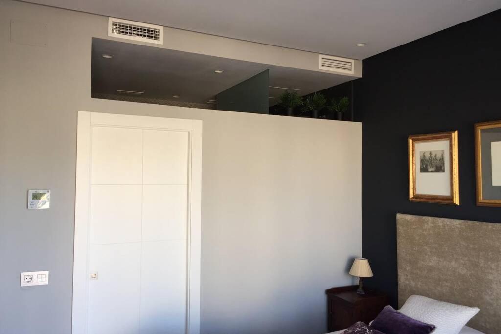One-Bedroom Apartment - Photo 18