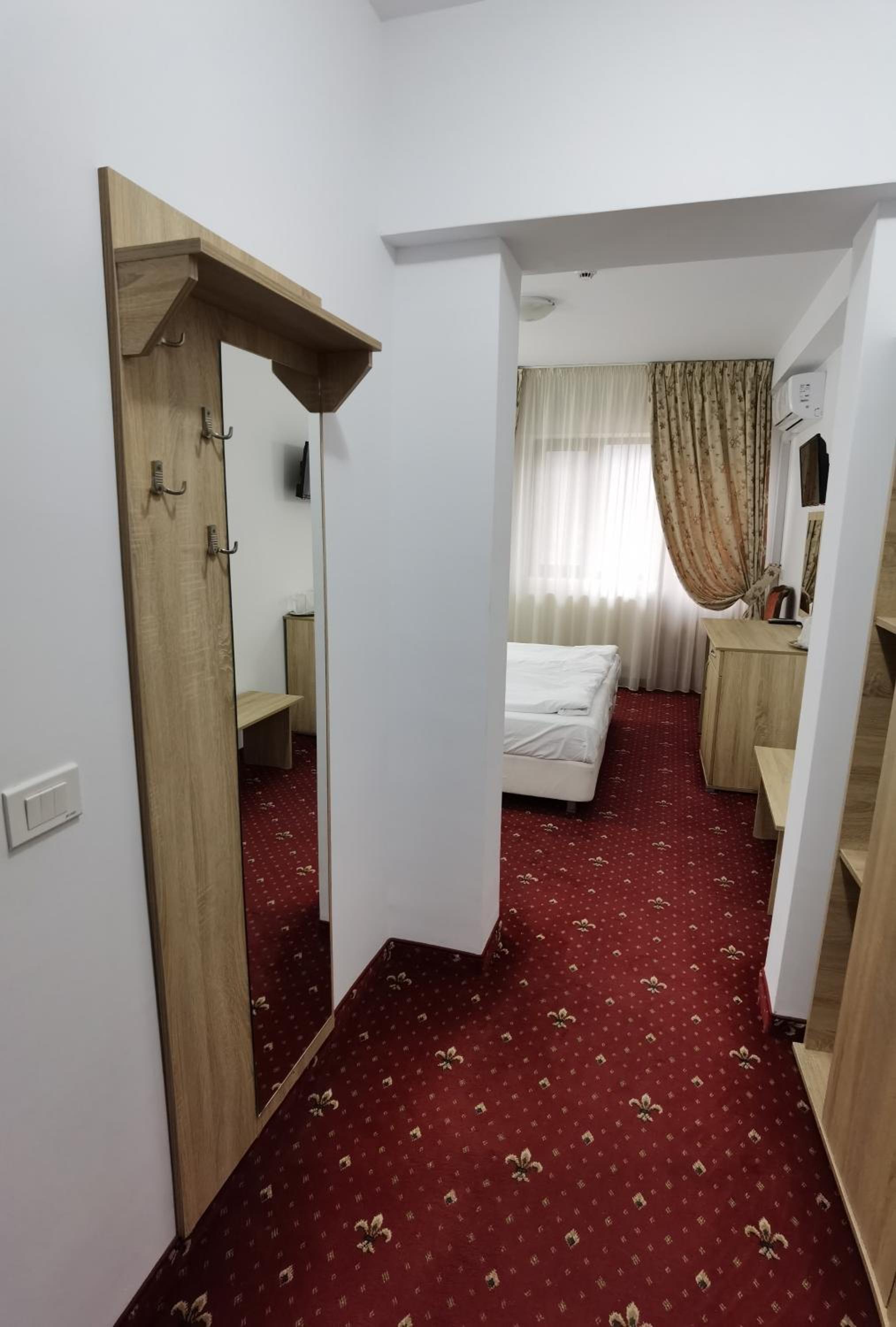 Double or Twin Room with Swimming Pool Access photo 3