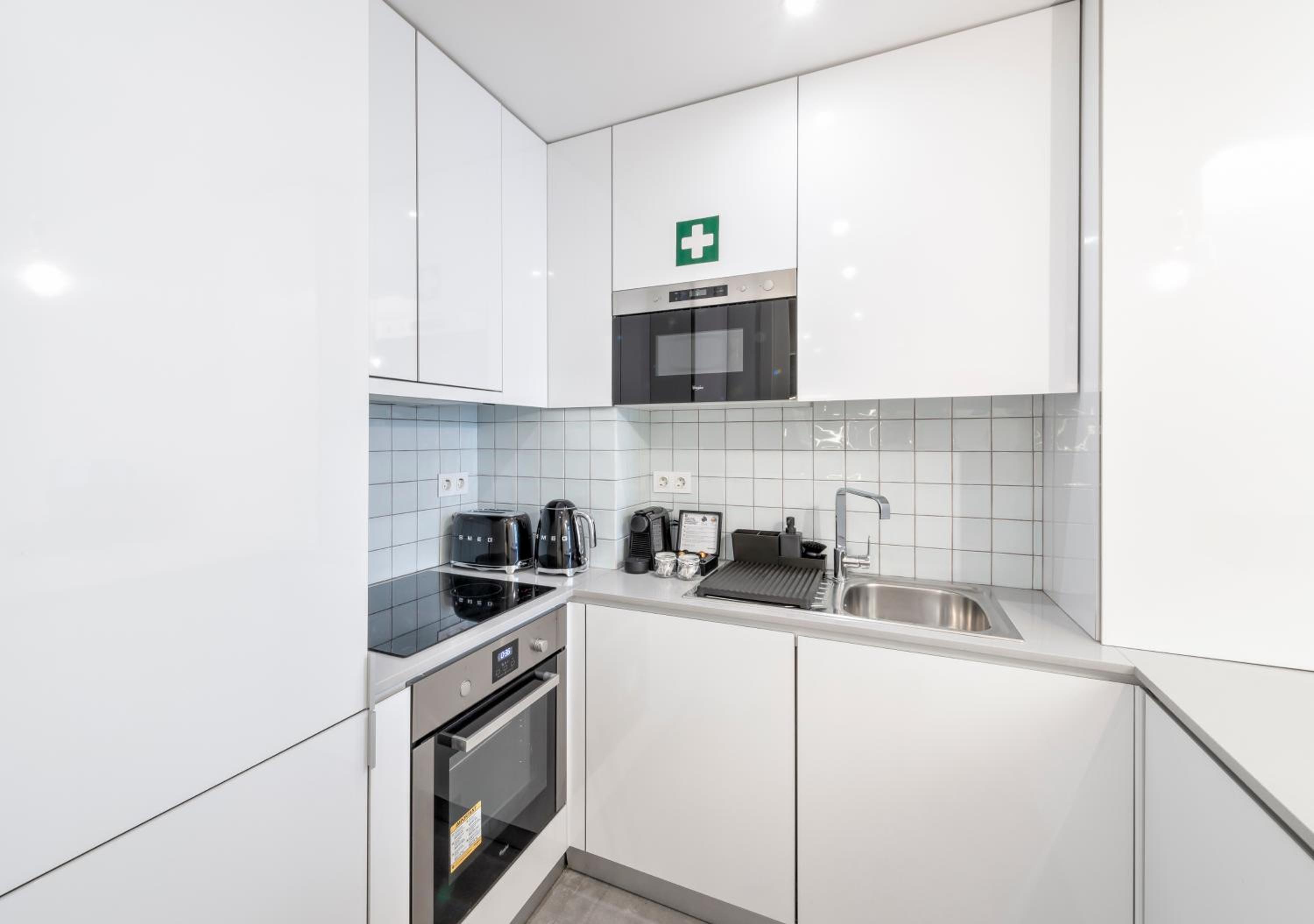 Standard One-Bedroom Apartment - Photo 11