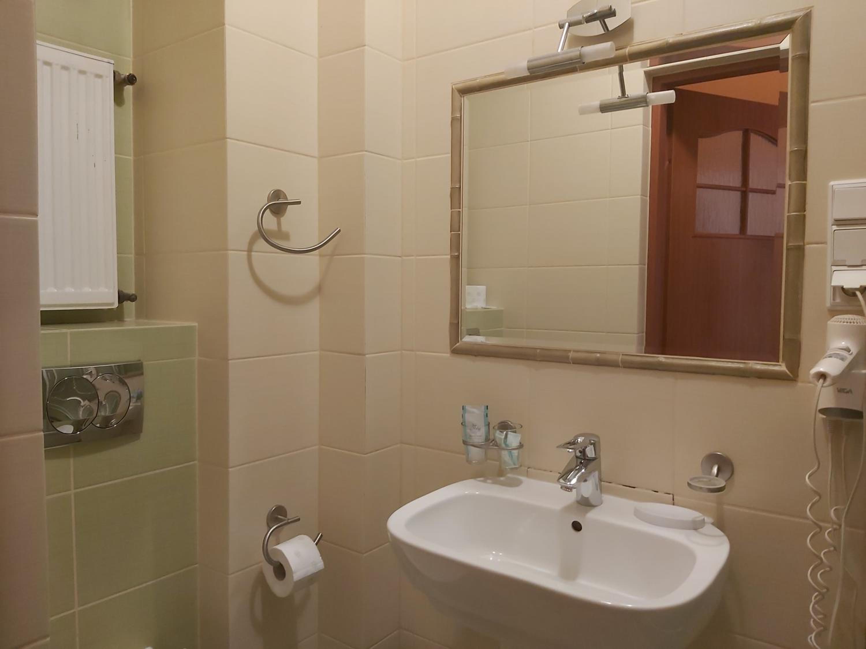 Superior Double Room - Photo 2