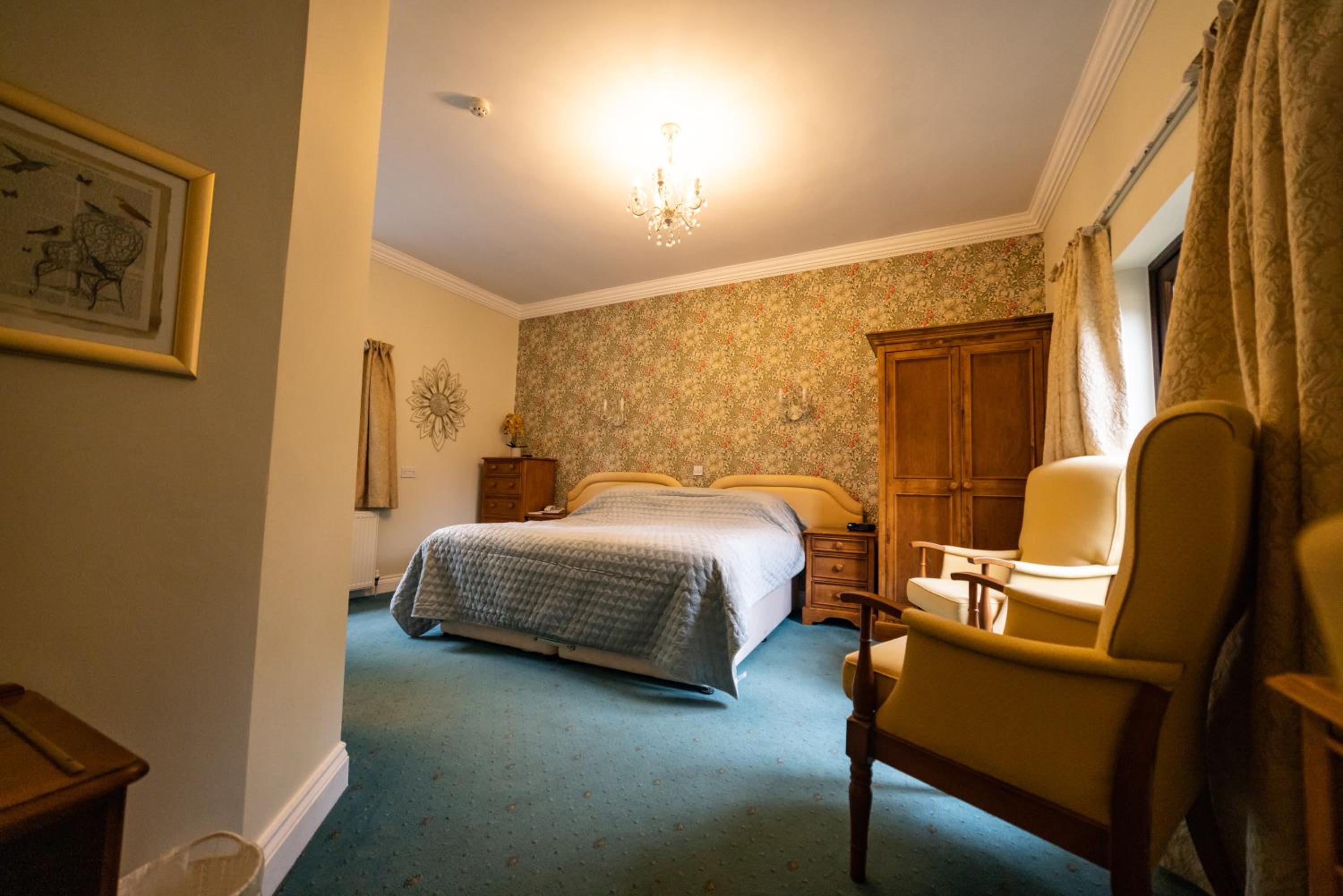 Double or Twin Room - Disability Access - Photo 7
