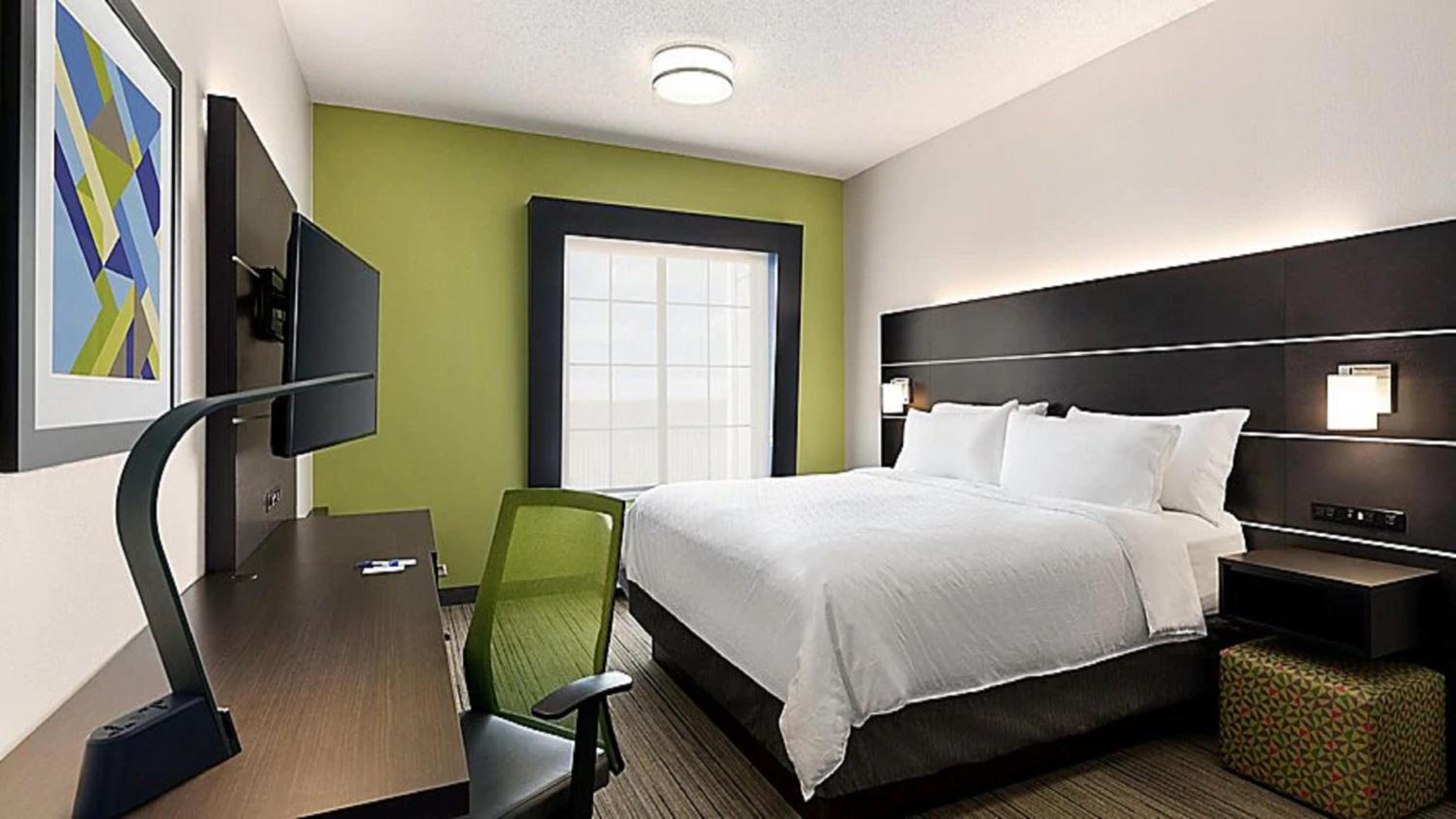Standard King Room - Photo 3