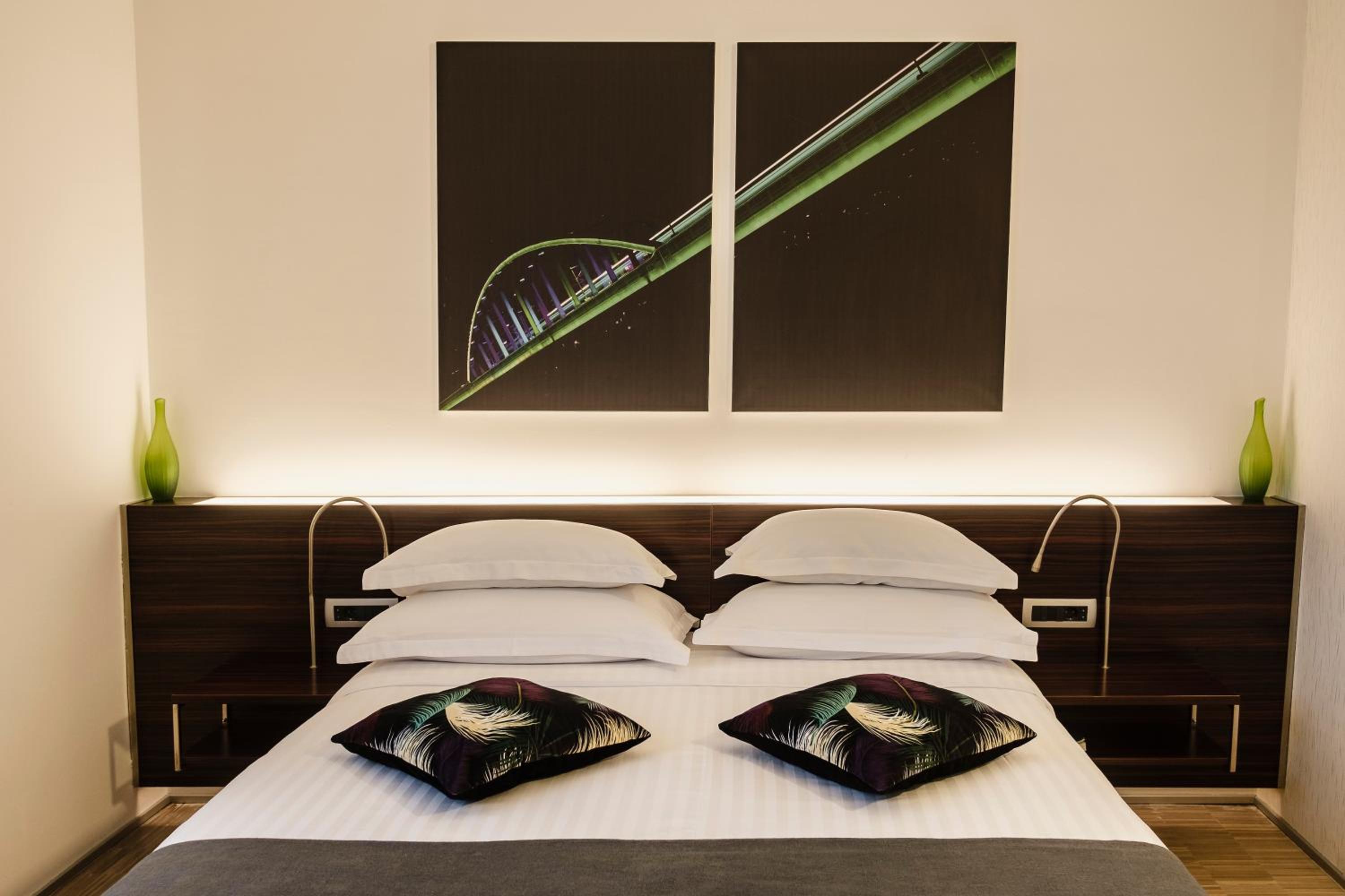Double Room - Photo 4
