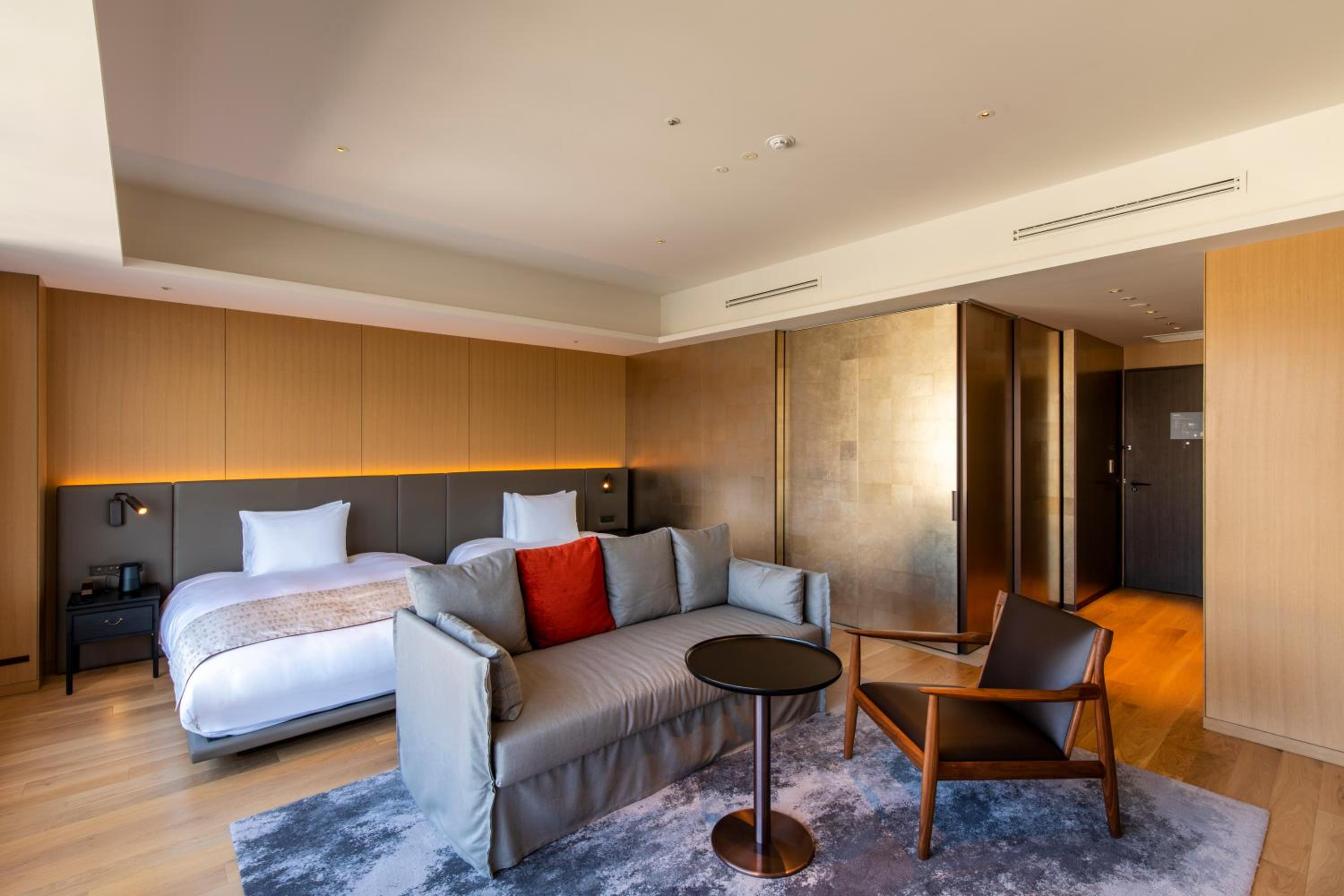 Executive Twin Room with Free Lounge Access - Photo 2
