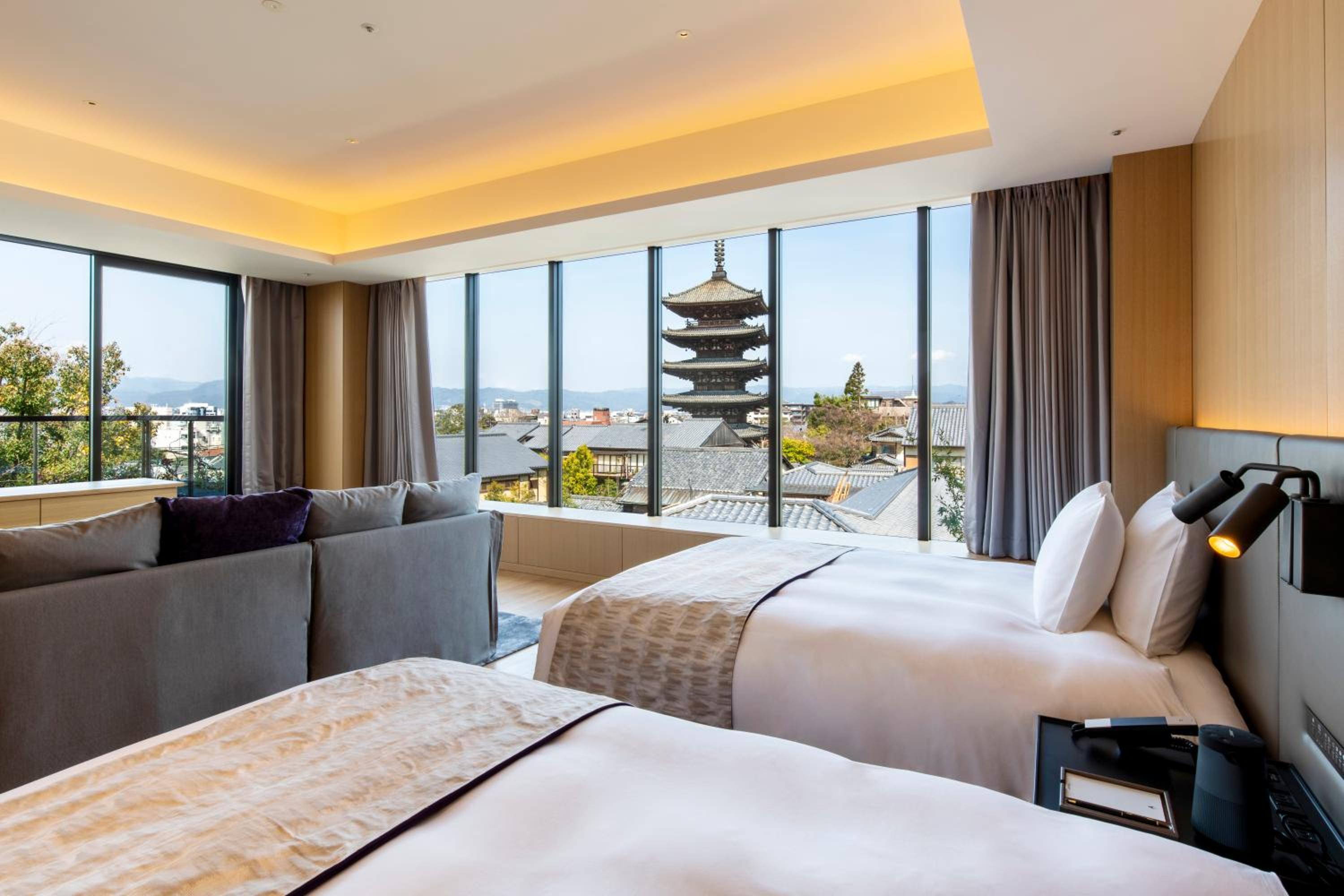 Panoramic Terrace with Free Lounge Access - Photo 1