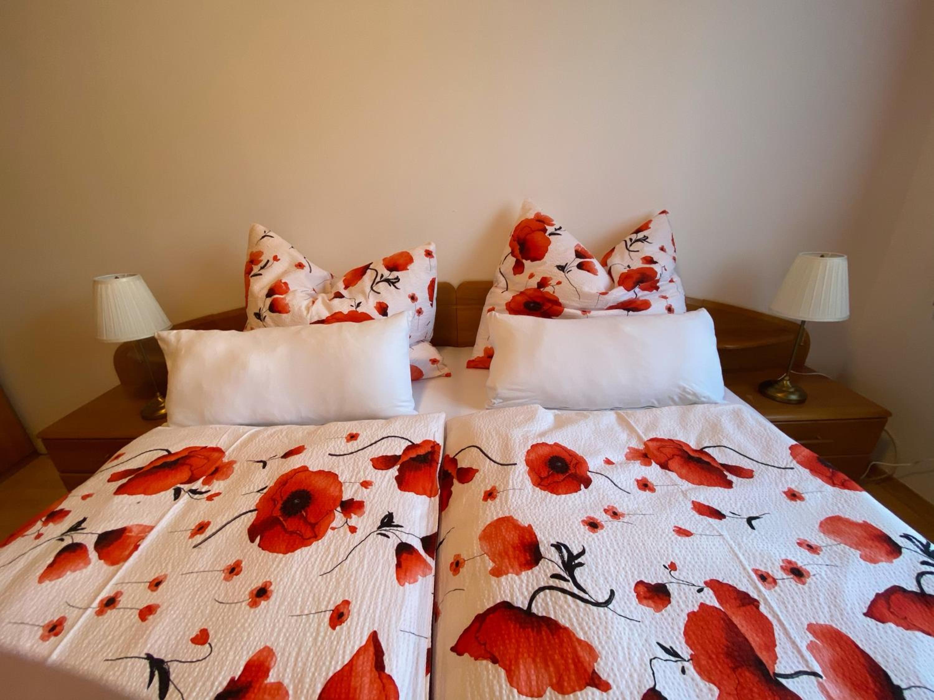 Apartment with Garden View