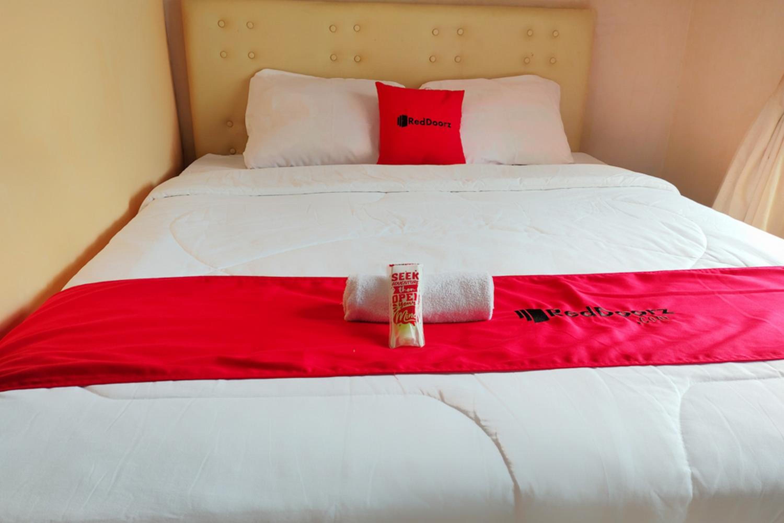 Double Room - Photo 7
