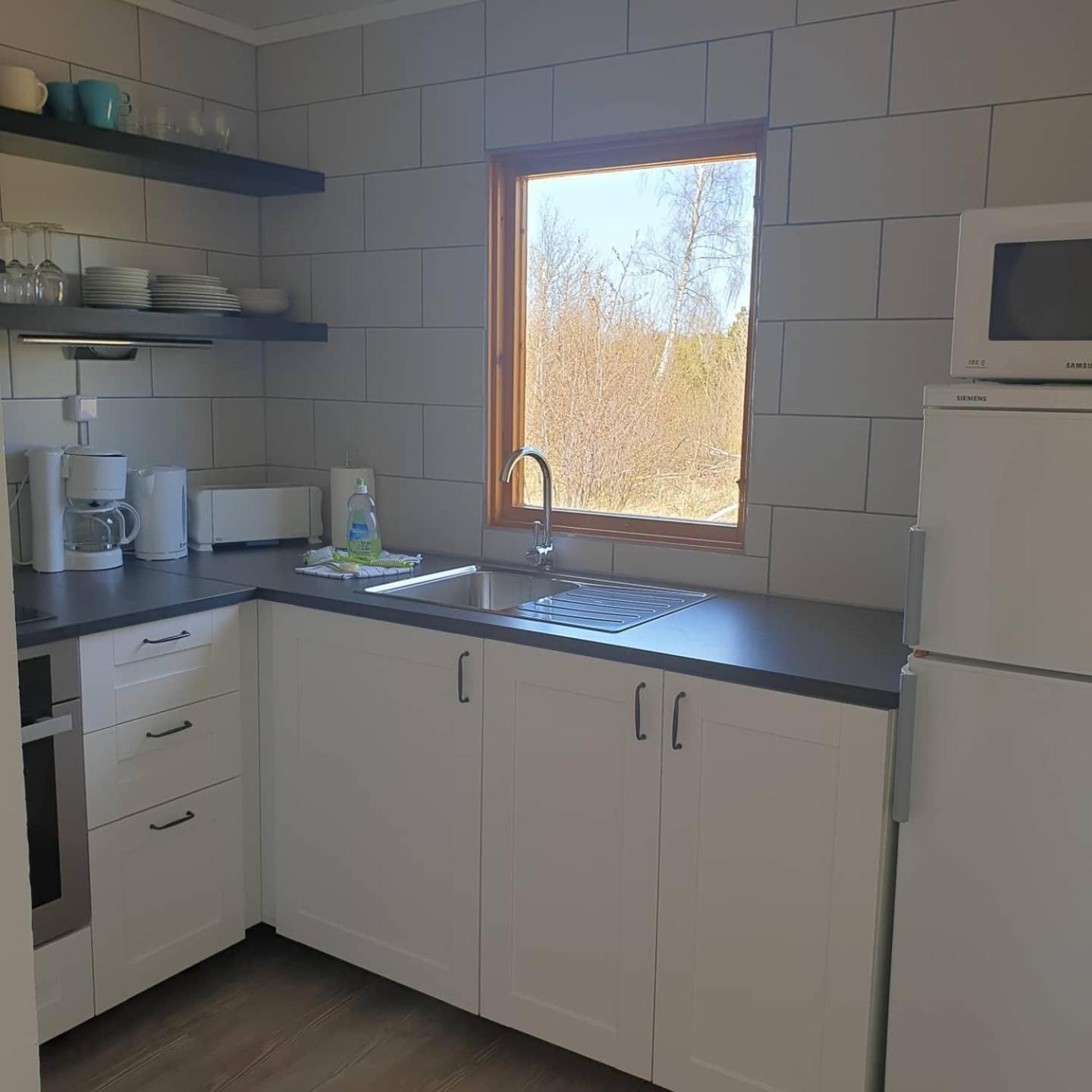Two-Bedroom Cottage - Photo 11
