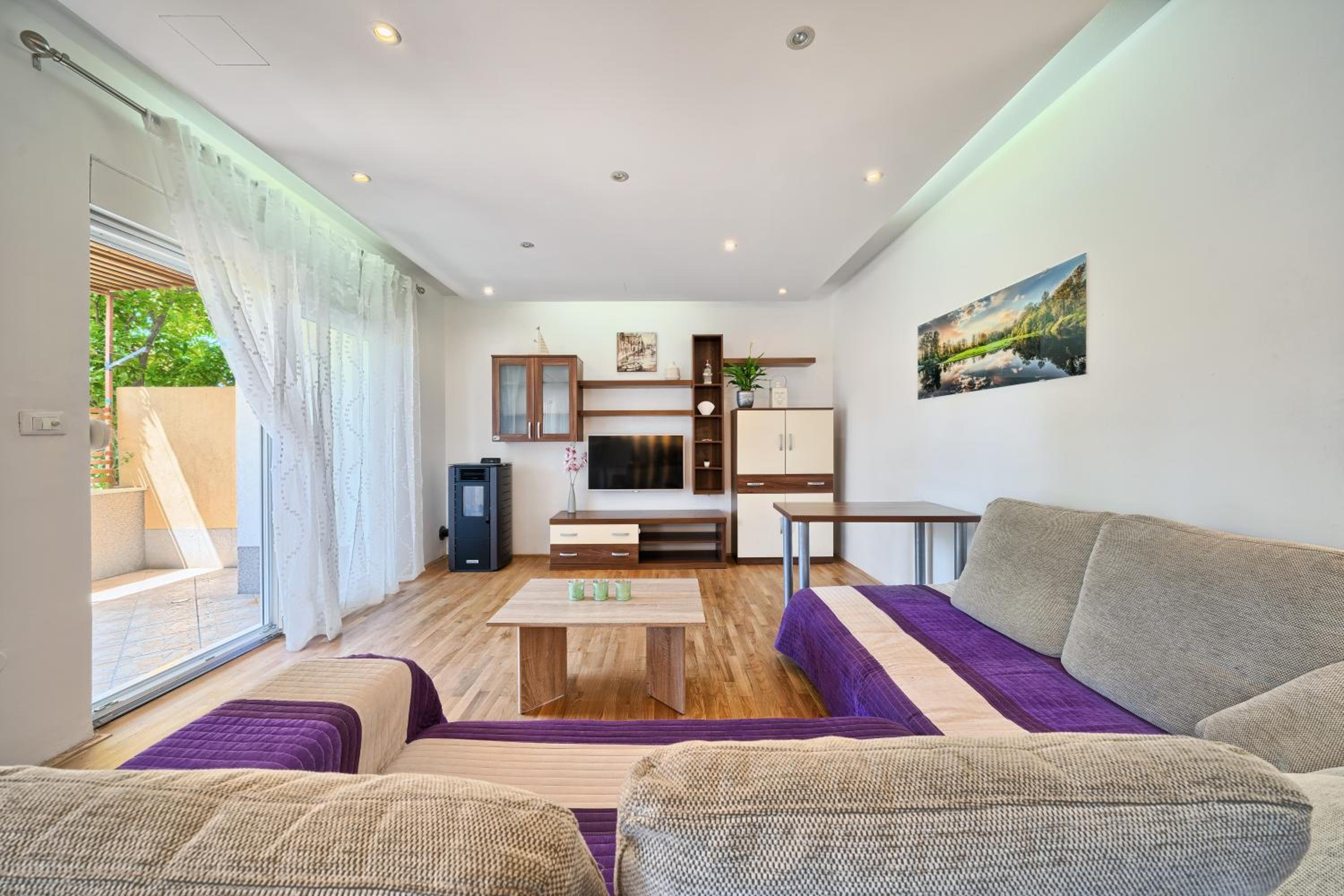 Apartment with Garden View photo 3