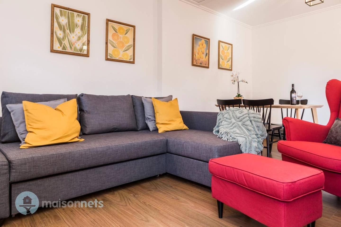 One-Bedroom Apartment - Photo 4