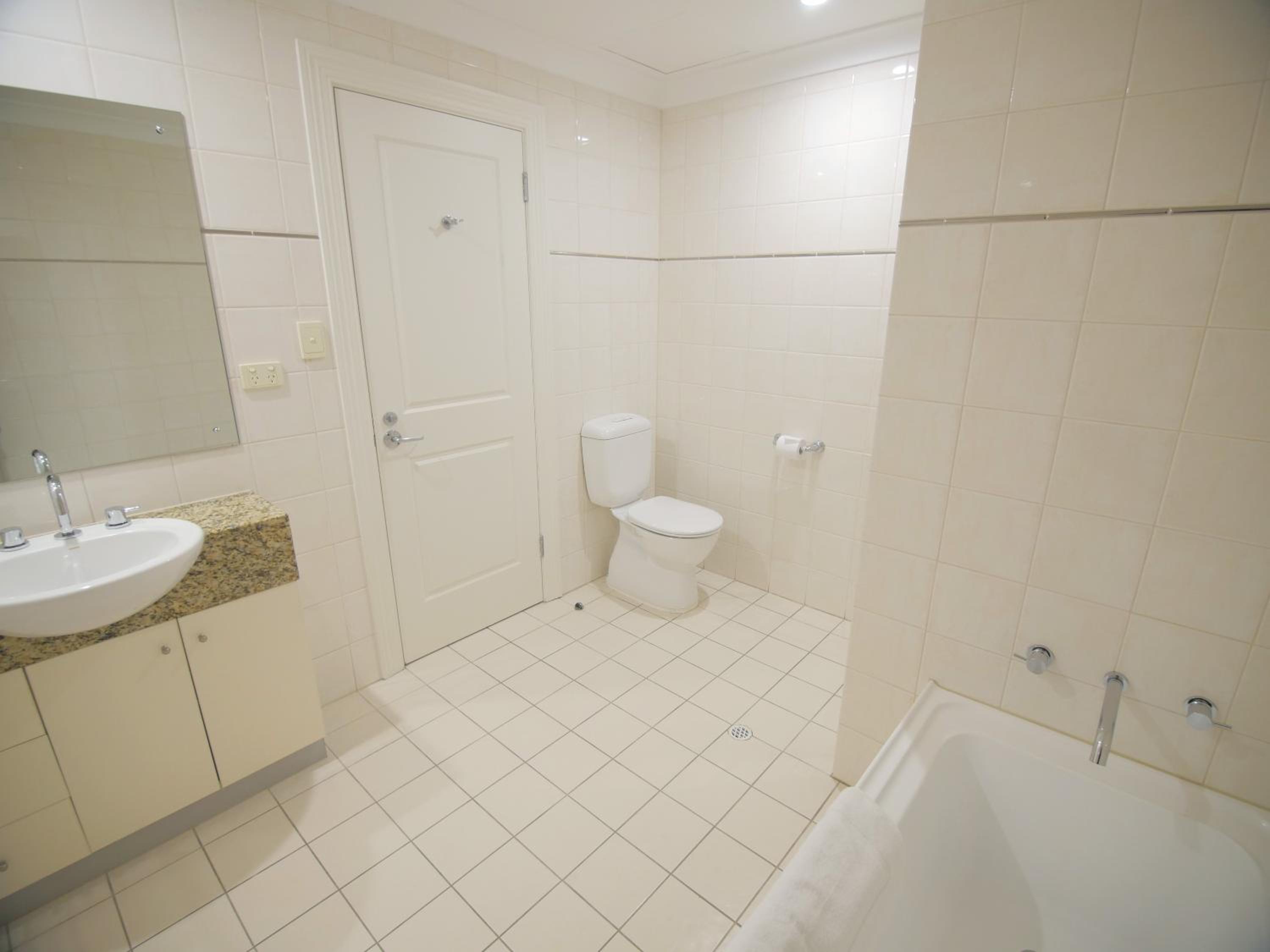 Two Bedroom Apartment - Photo 14