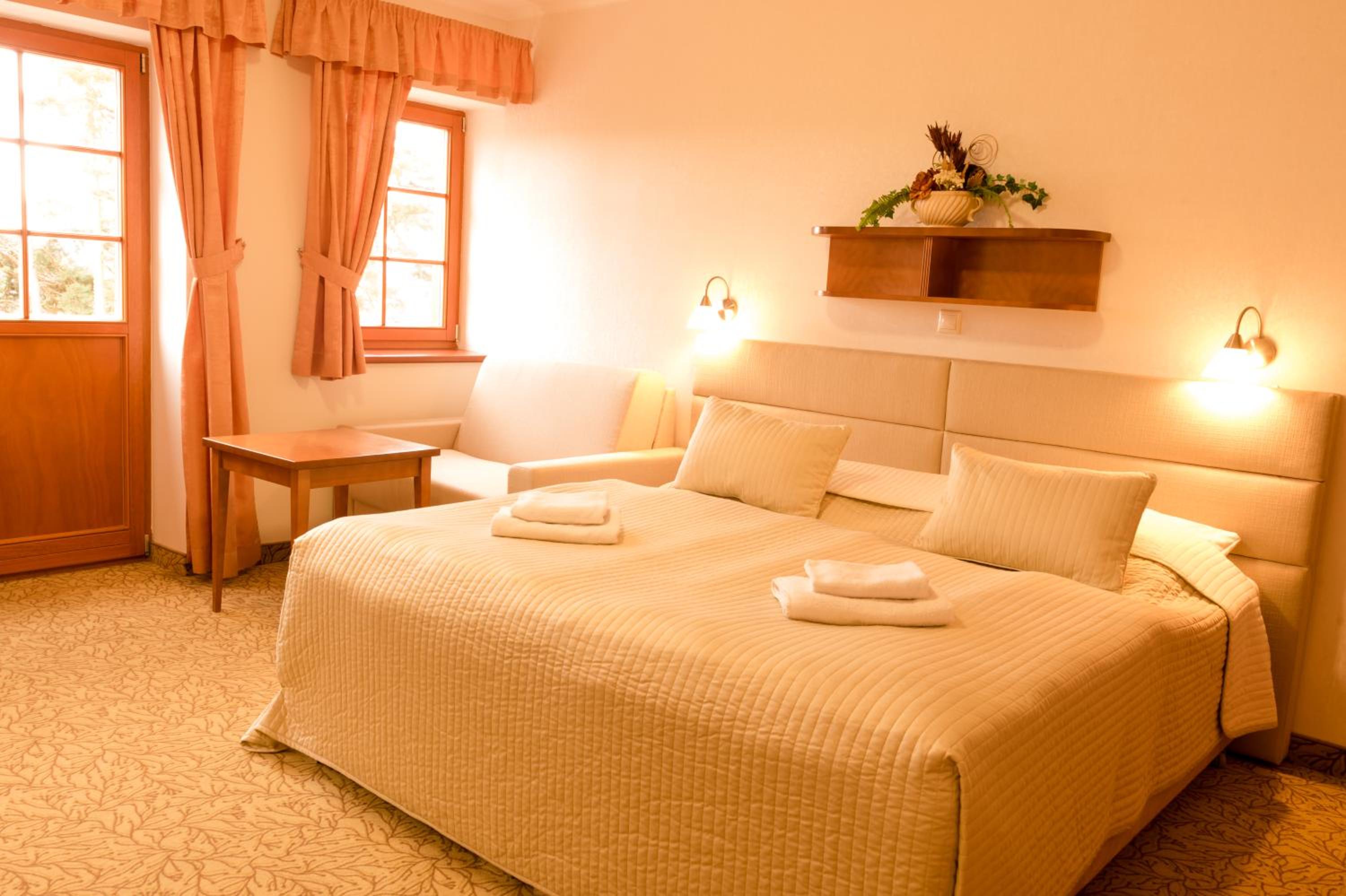 Double Room with Extra Bed photo 3