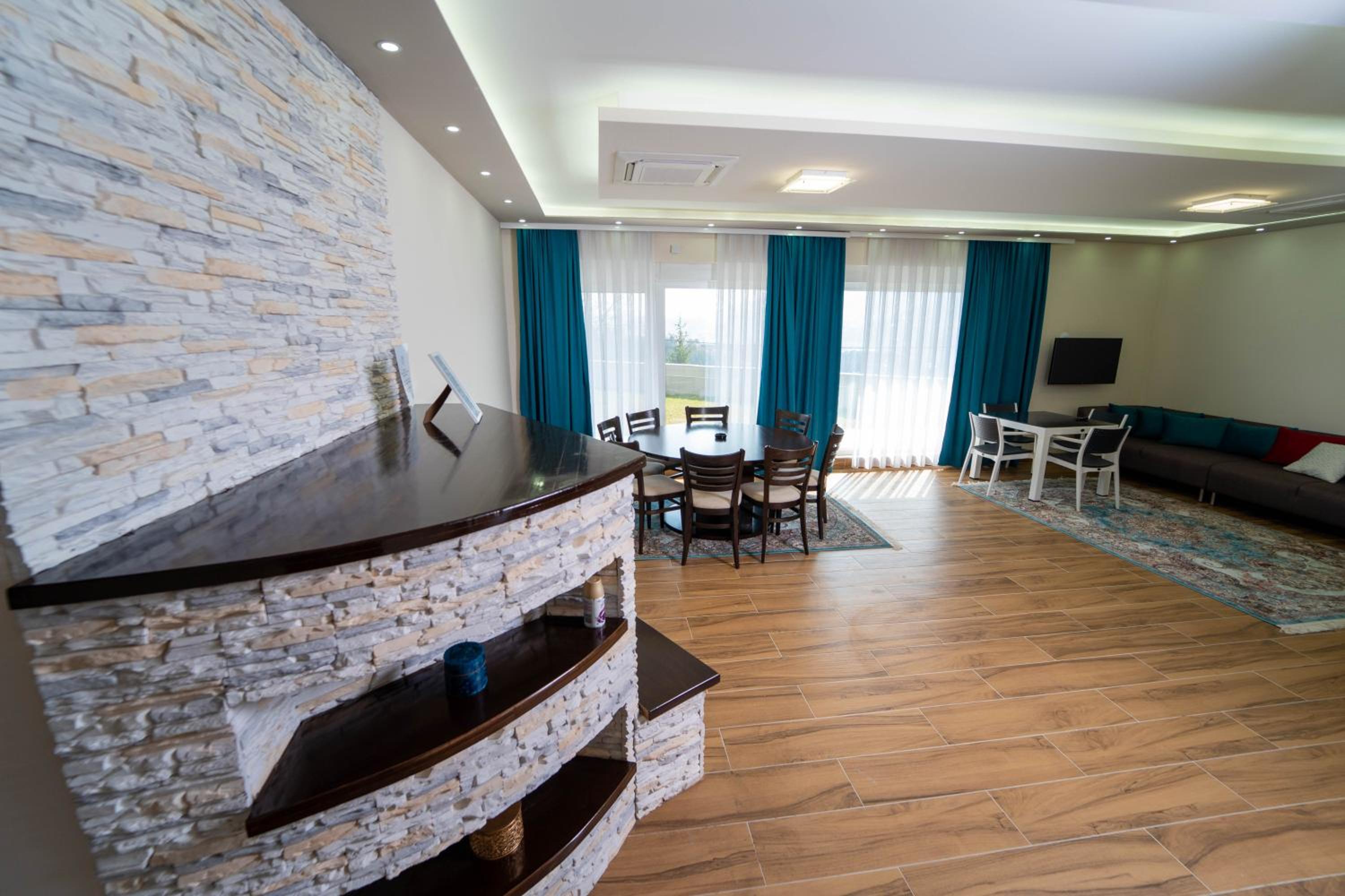 Apartment - Ground Floor photo 1