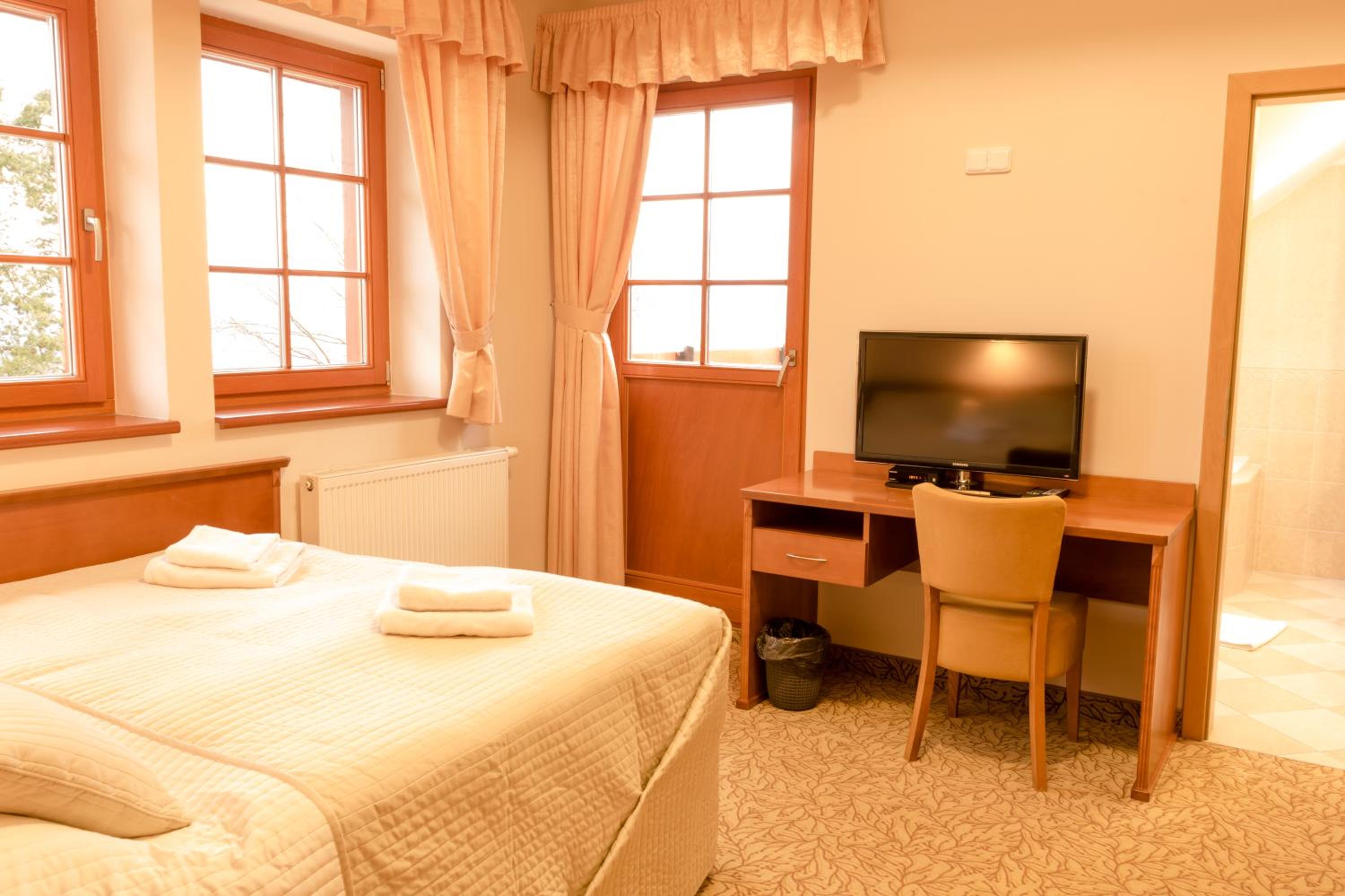 Deluxe Double Room with Bath photo 2
