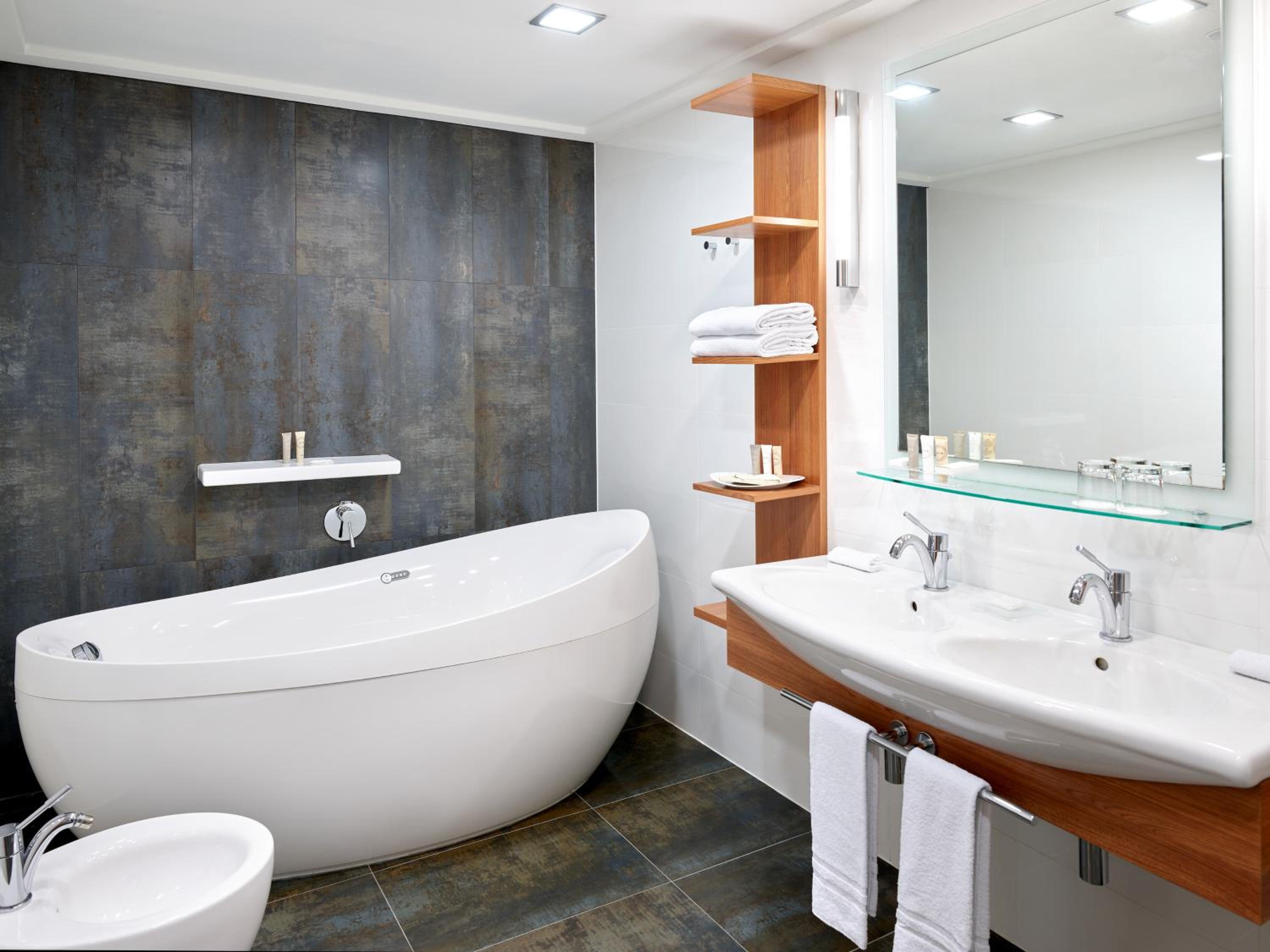 Deluxe Suite - Photo 3