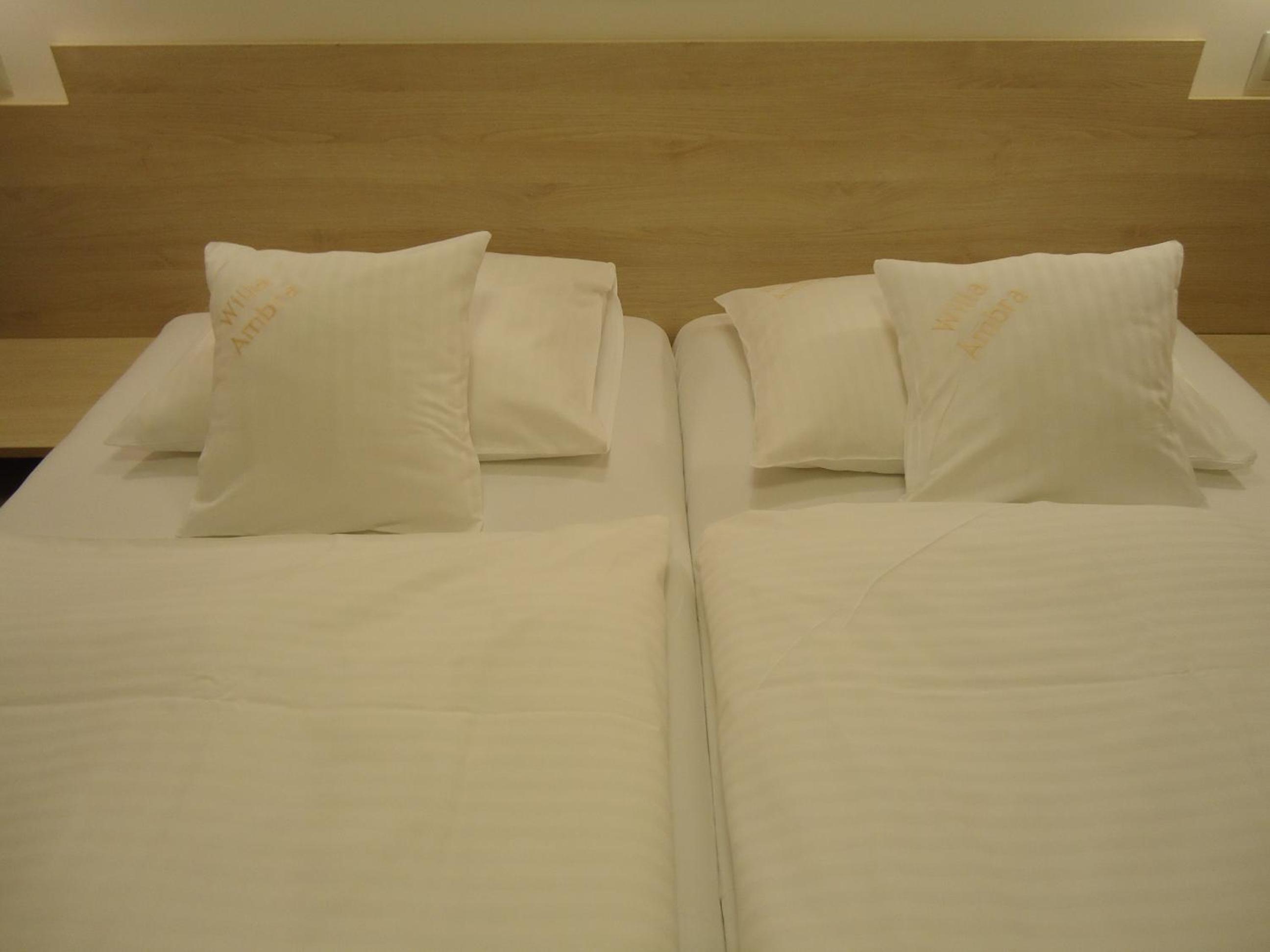 Double Room with Bathroom photo 1