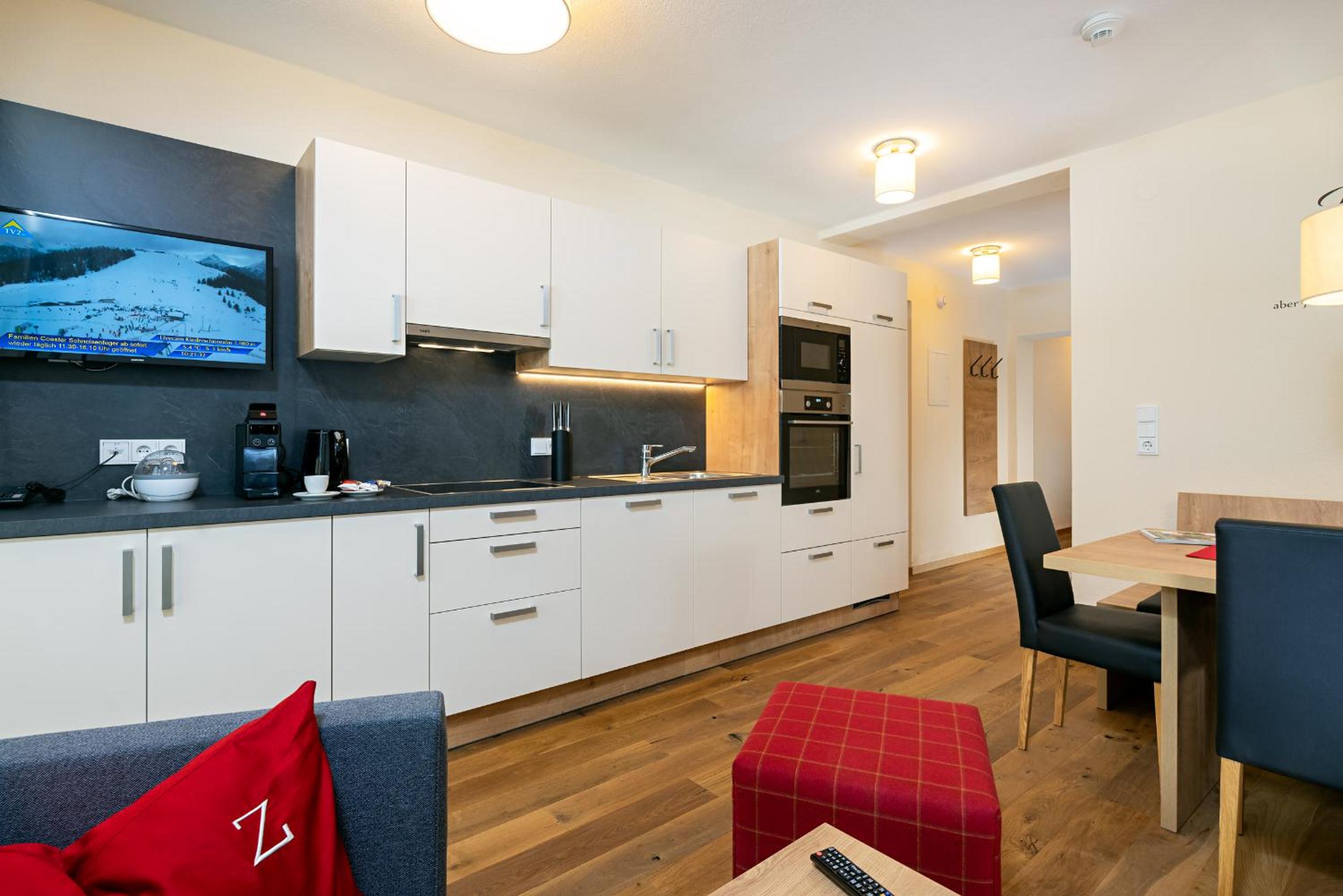 Apartment - Ground Floor photo 2