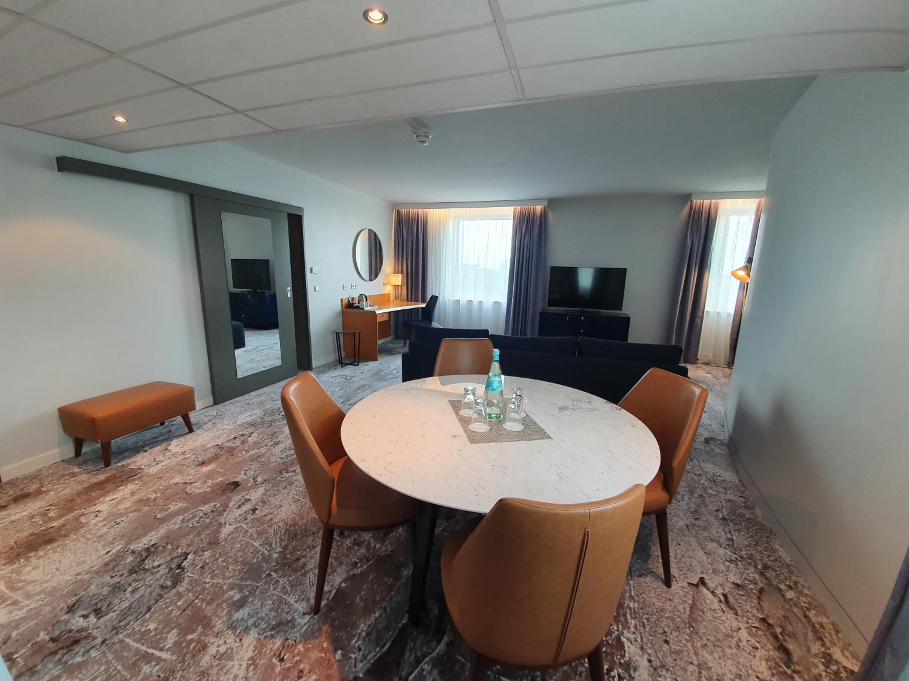 One-Bedroom King Suite with City View