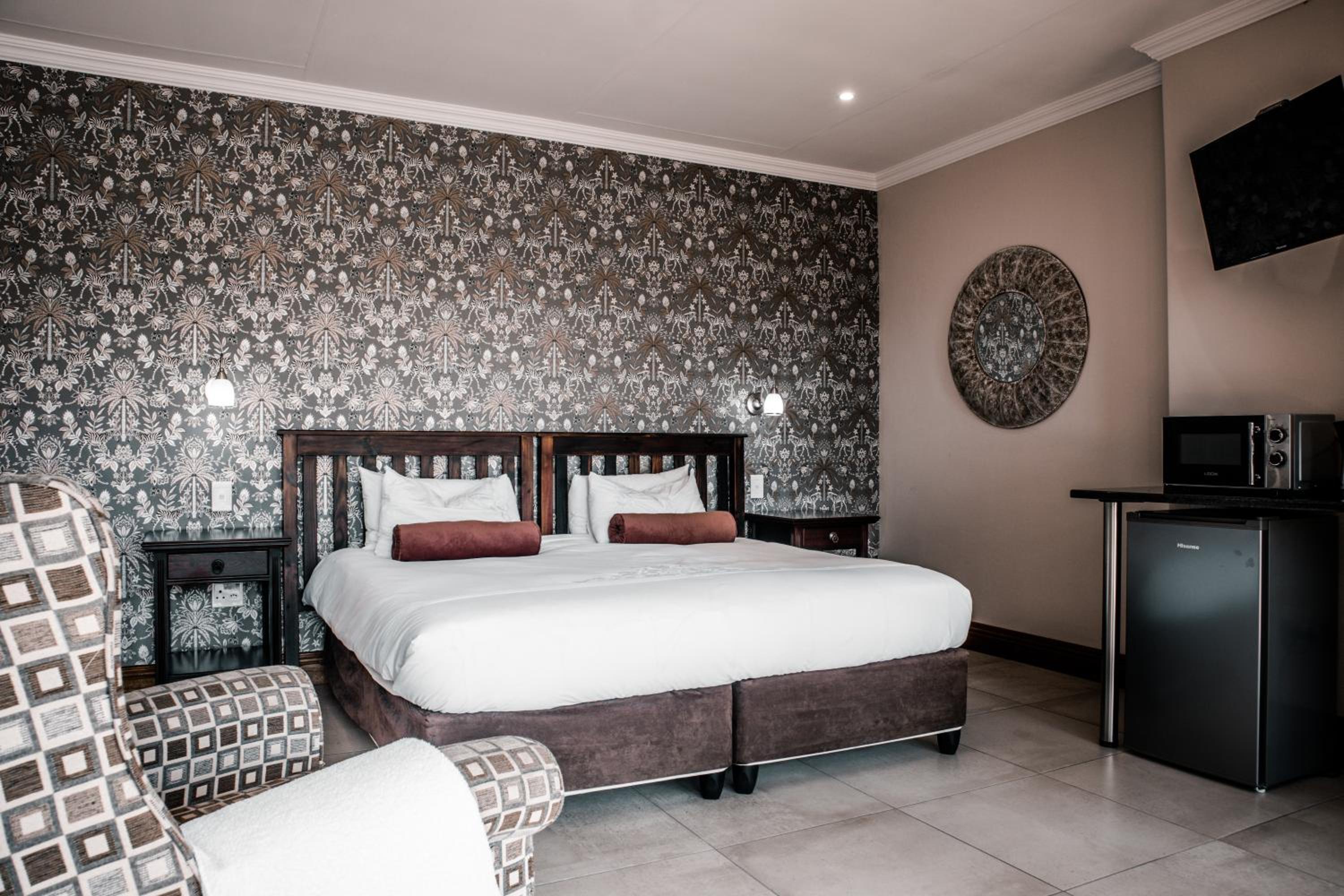 Double Room - Photo 28
