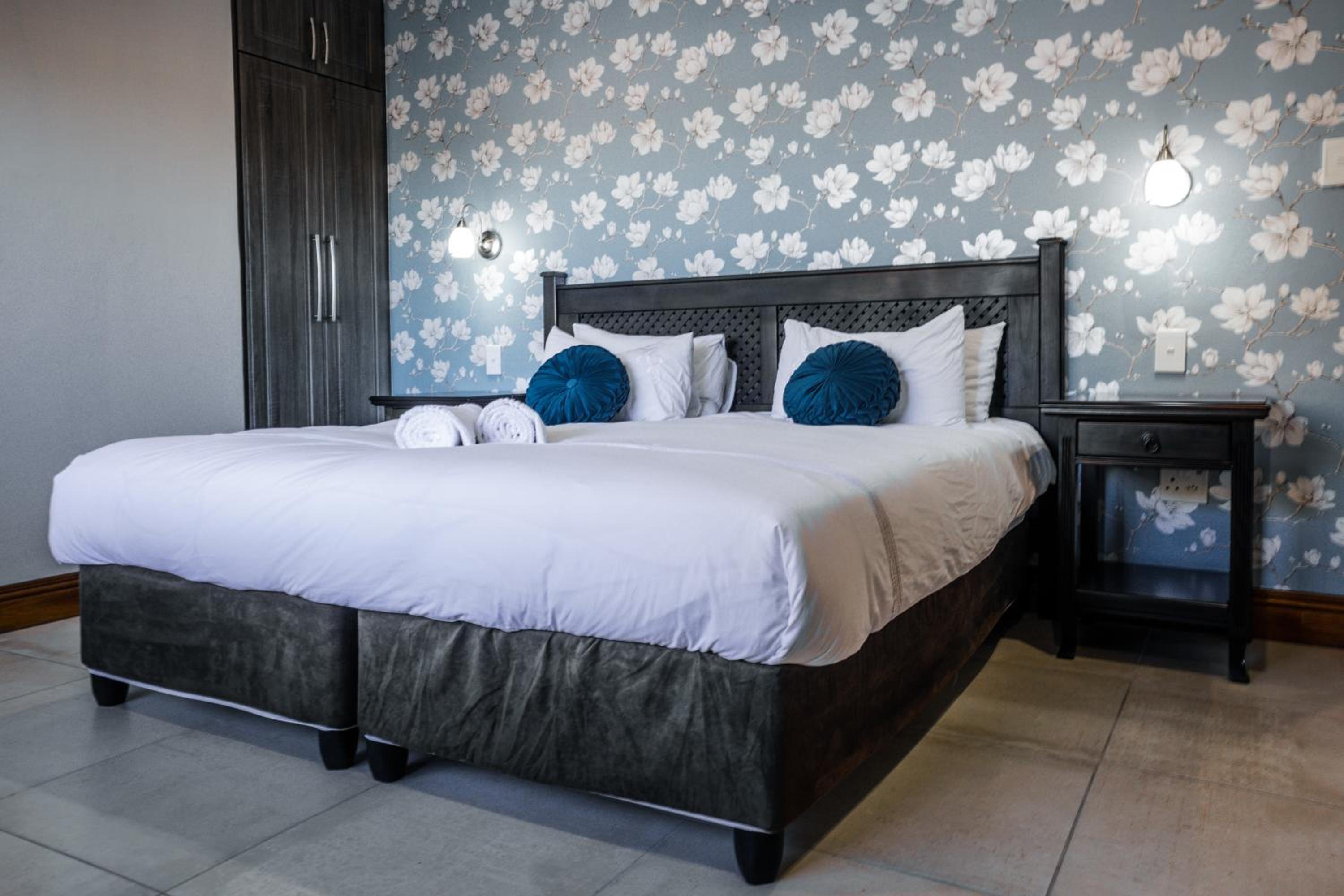 Double Room - Photo 23
