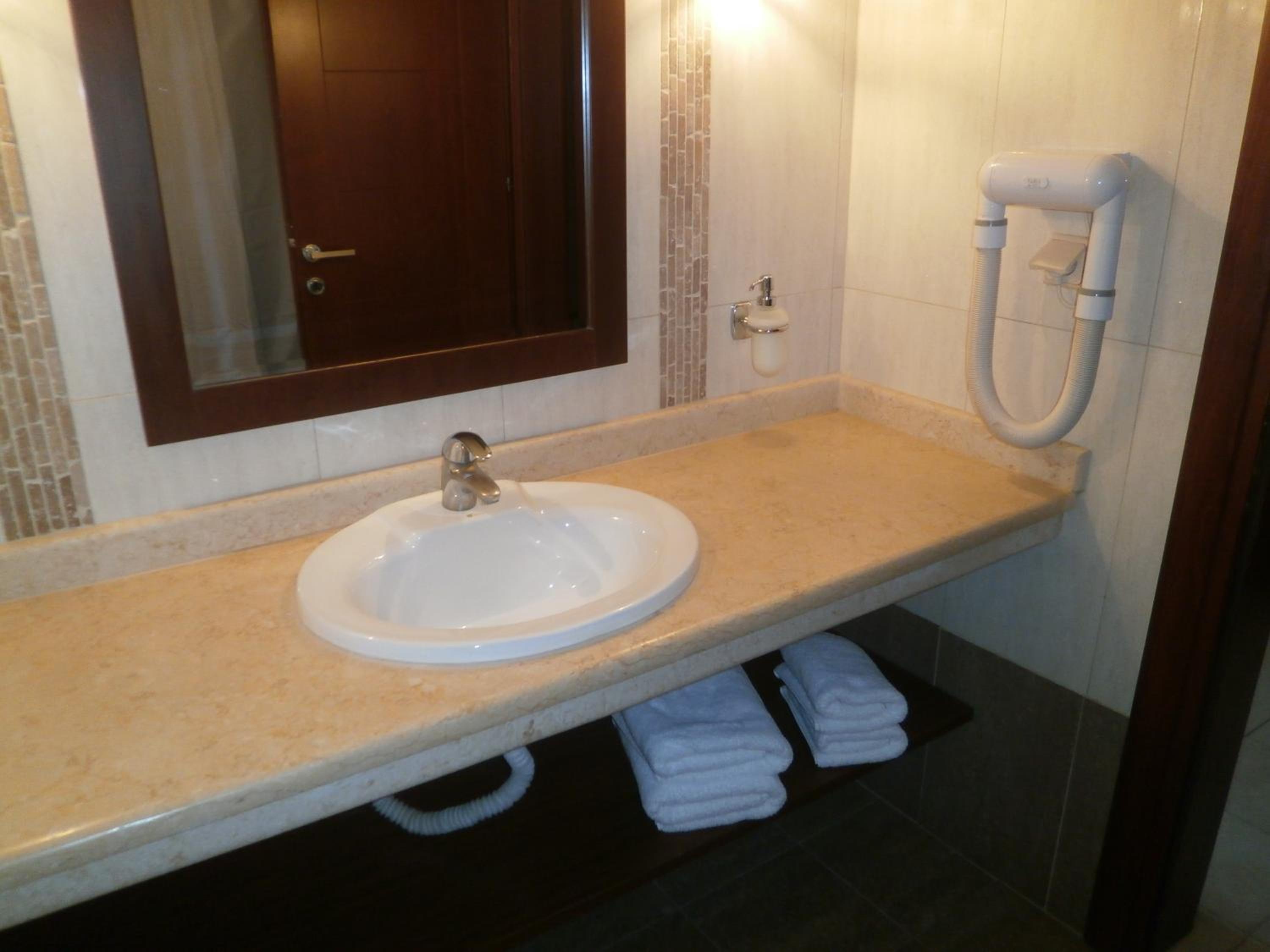 Double or Twin Room with Fireplace photo 3