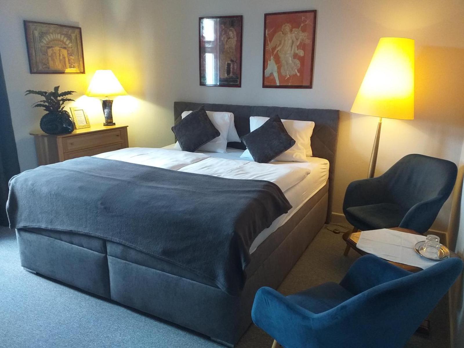 Double Room photo 2