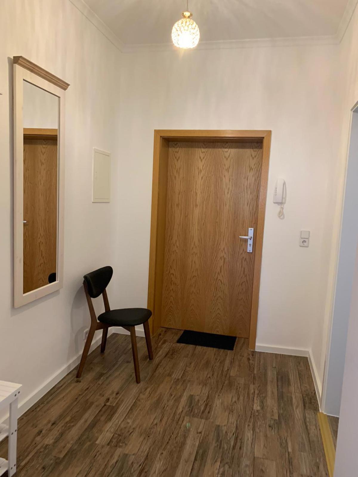 Apartment with Shower