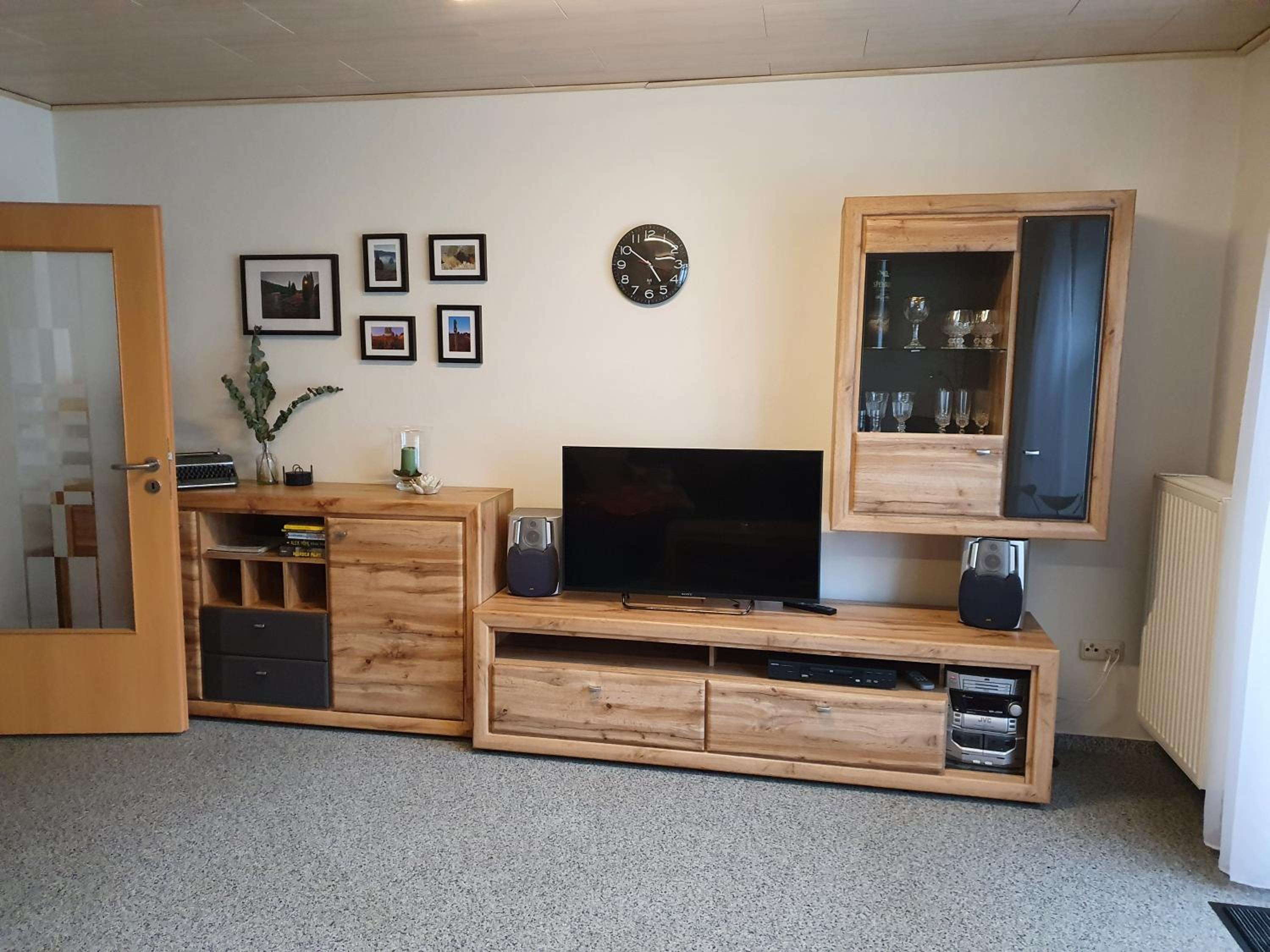 Two-Bedroom House photo 3
