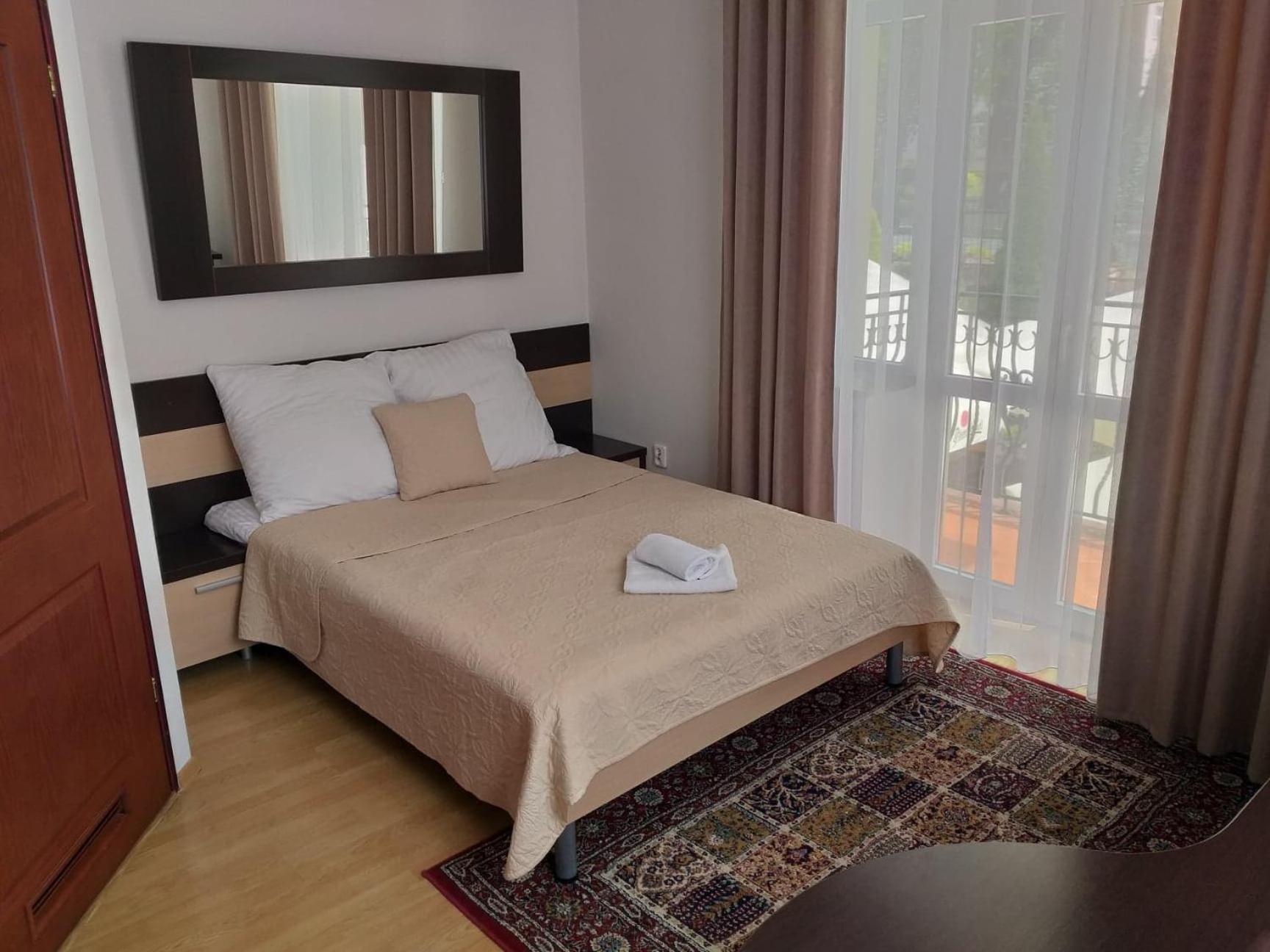 Large Single Room photo 3