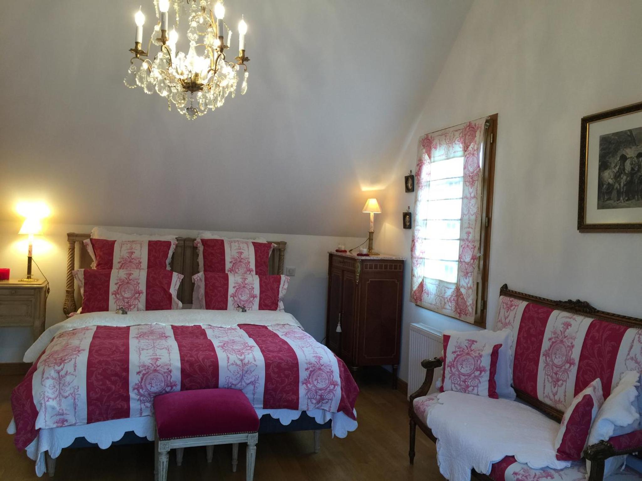 Double Room with Private External Bathroom - Photo 23