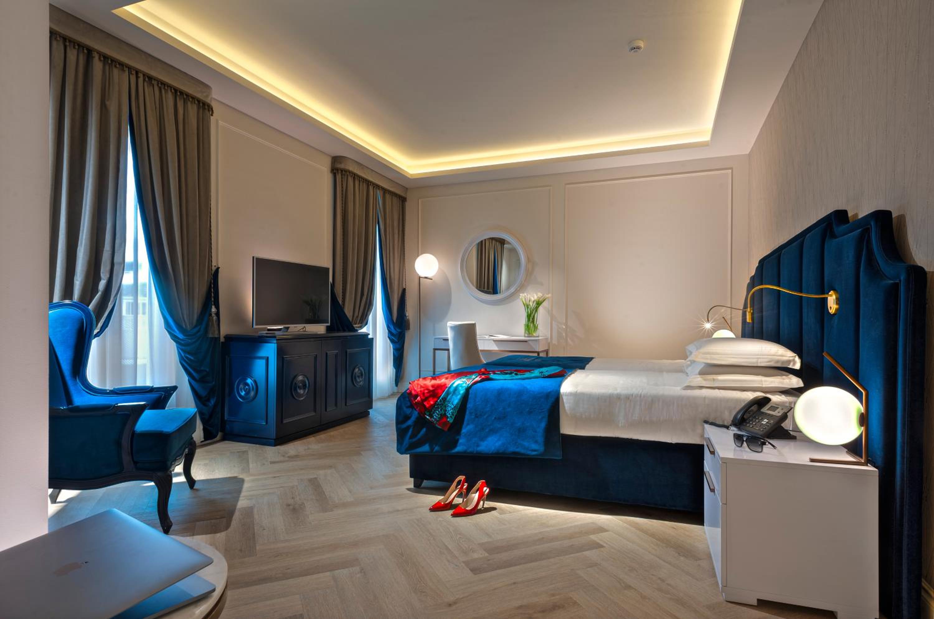 Deluxe Double or Twin Room photo 3